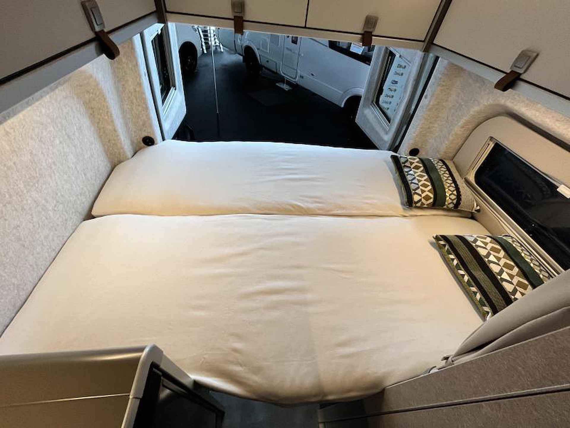 Hymer Grand Canyon S 600 DIRECT LEVERBAAR - 17/19