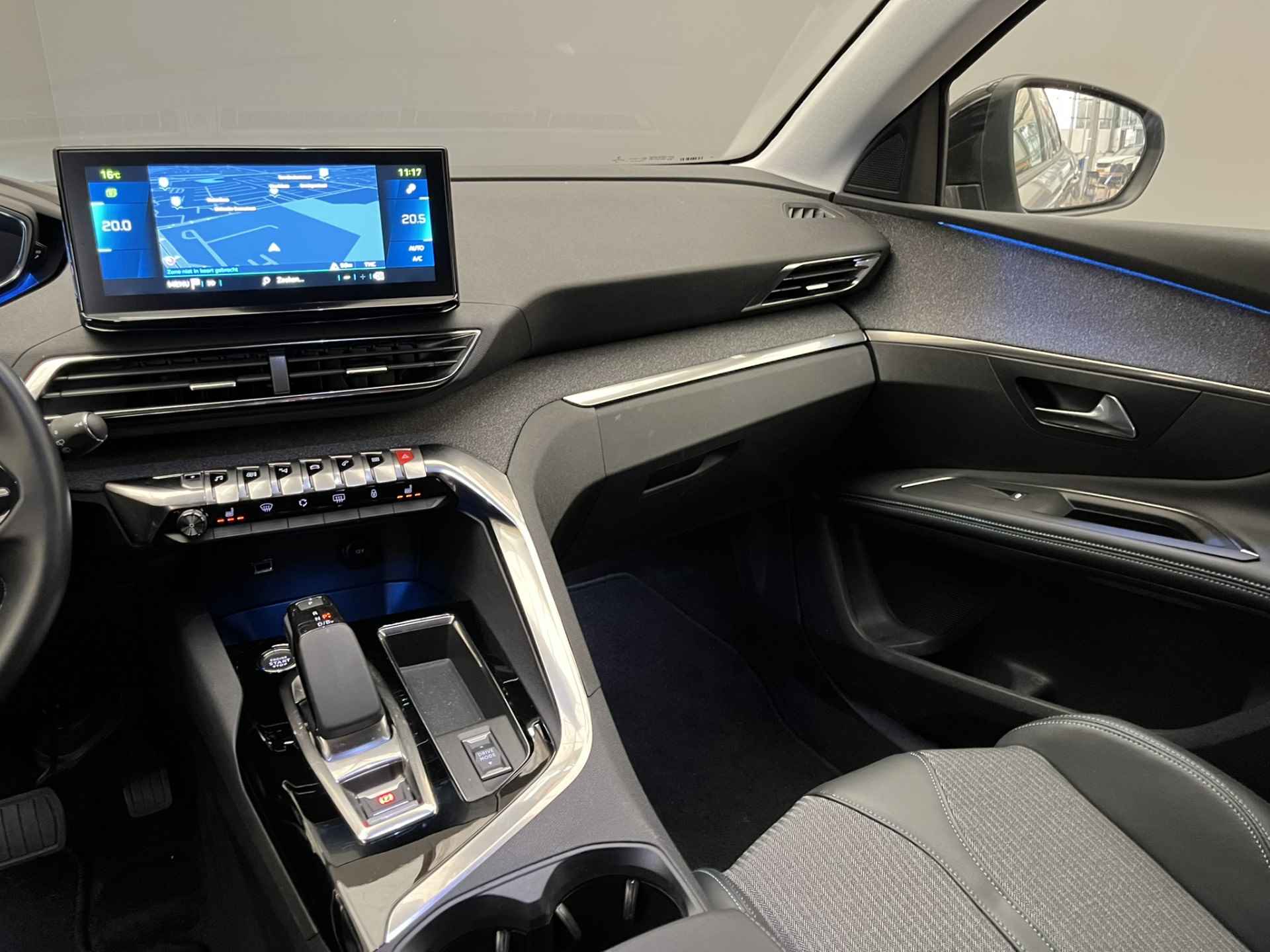 Peugeot 3008 Allure Pack Business HYbrid 225PK | Camera | Navigatie | Stoelverwarming | Elek. Achterklep | Parkeersensoren | Apple/Android Carplay | Chroom | 17" Lichtmetaal | Getint Glas | LED | Cruise | Clima - 44/49