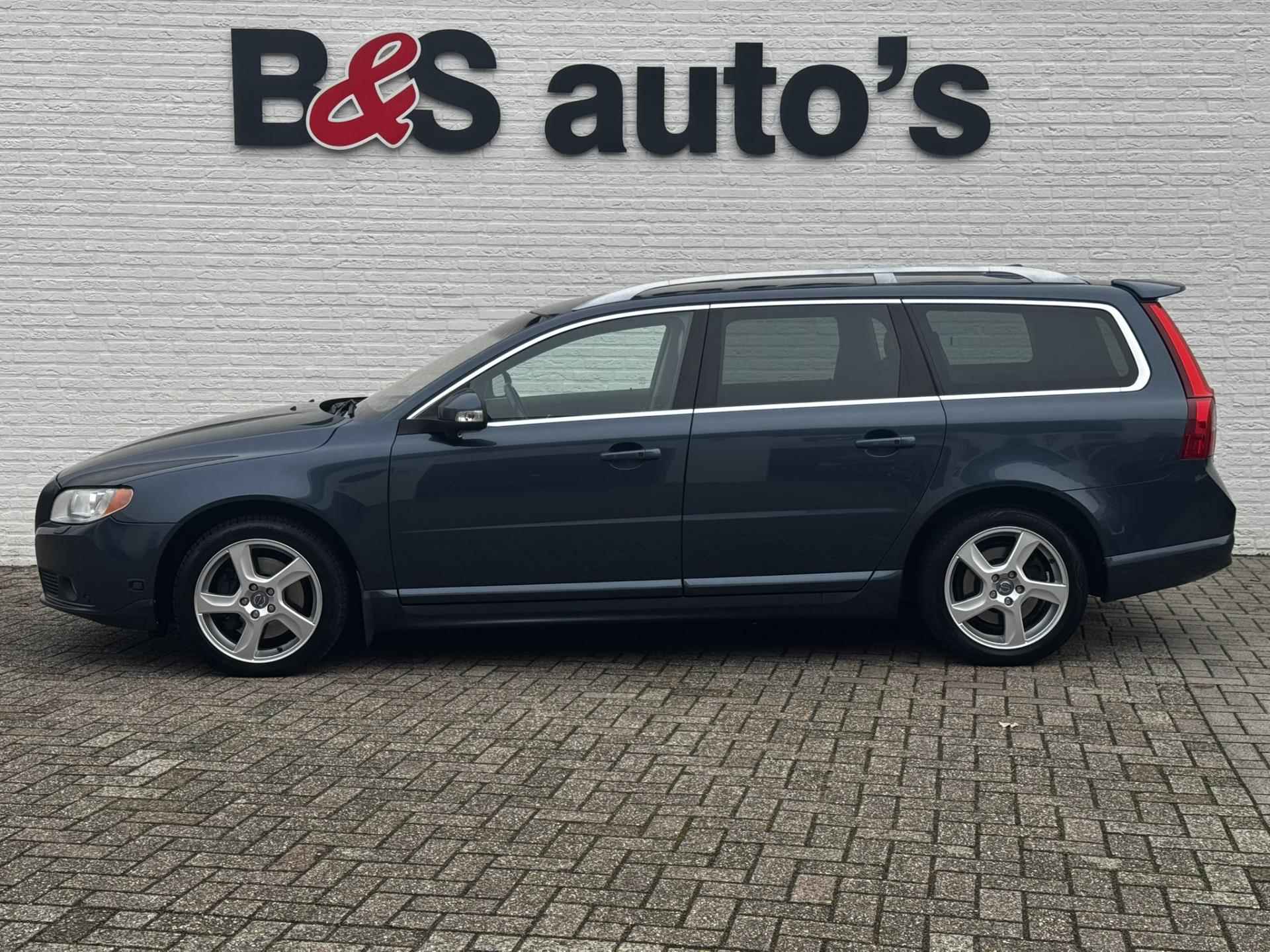 Volvo V70 3.0 T6 AWD Momentum Stoelverwarming Stoelkoeling Parkeersensoren Cruise control Keyless entry - 15/71