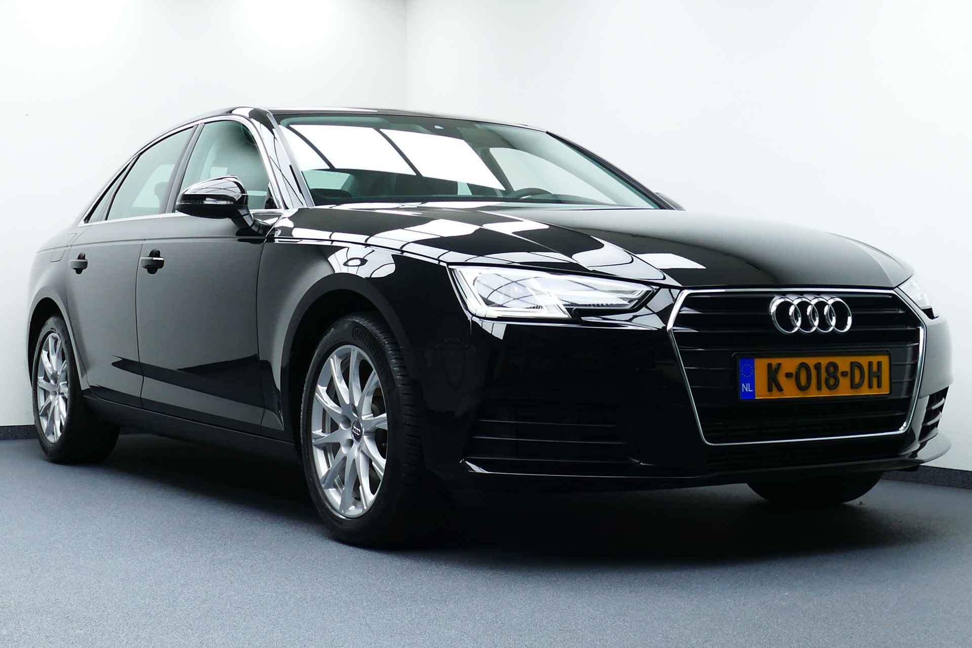 Audi A4 Limousine 35 TFSI Sport Lease Edition. Led Koplampen, Clima, Cruise, Navi, 17"LMV, - 2/37