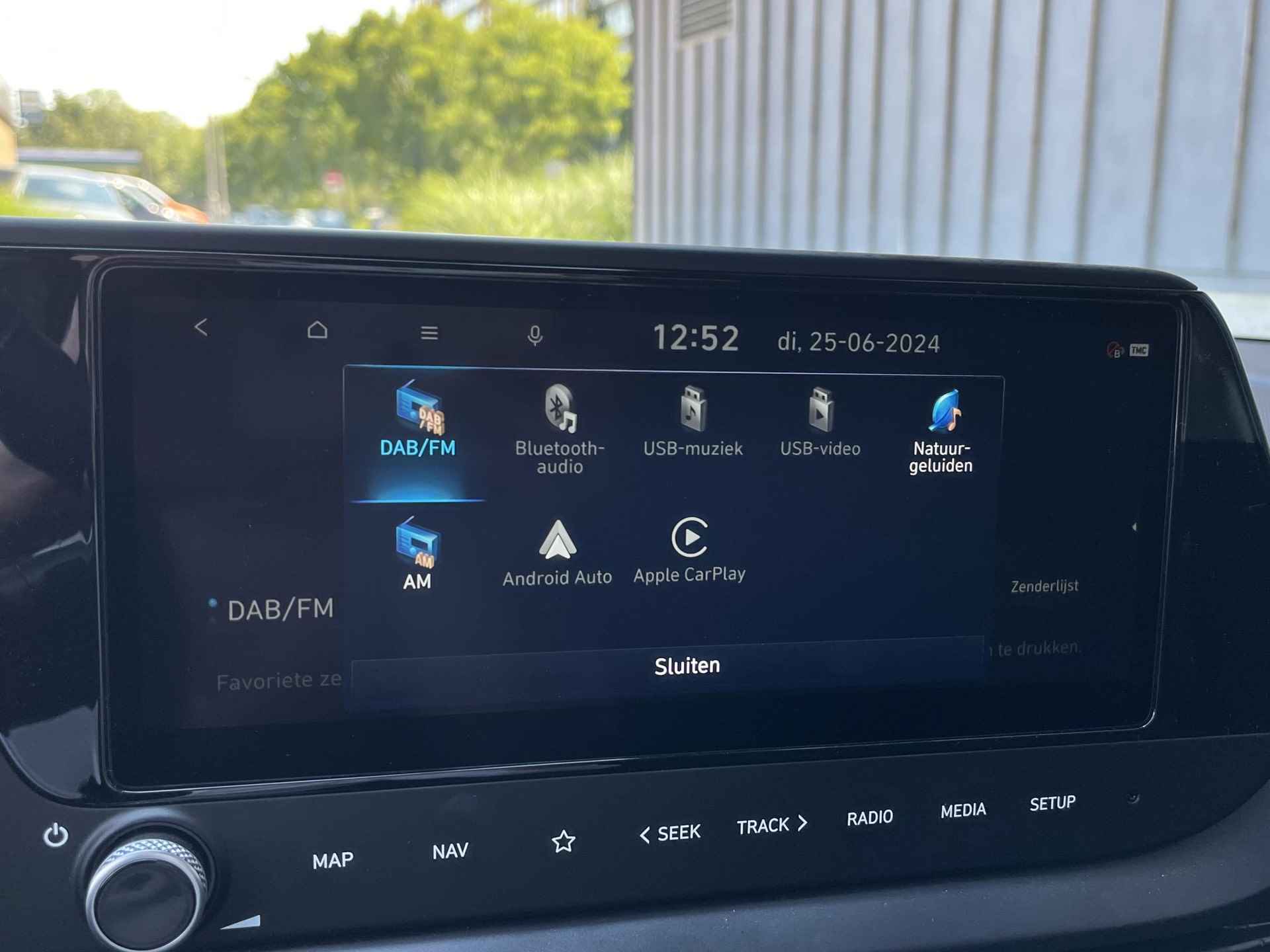 Hyundai Bayon 1.0 T-GDI 100 PK Premium | Navigatie & Apple/Android multimedia | Climate control | Keyless entry | Stoel & stuur verwarming | - 35/43