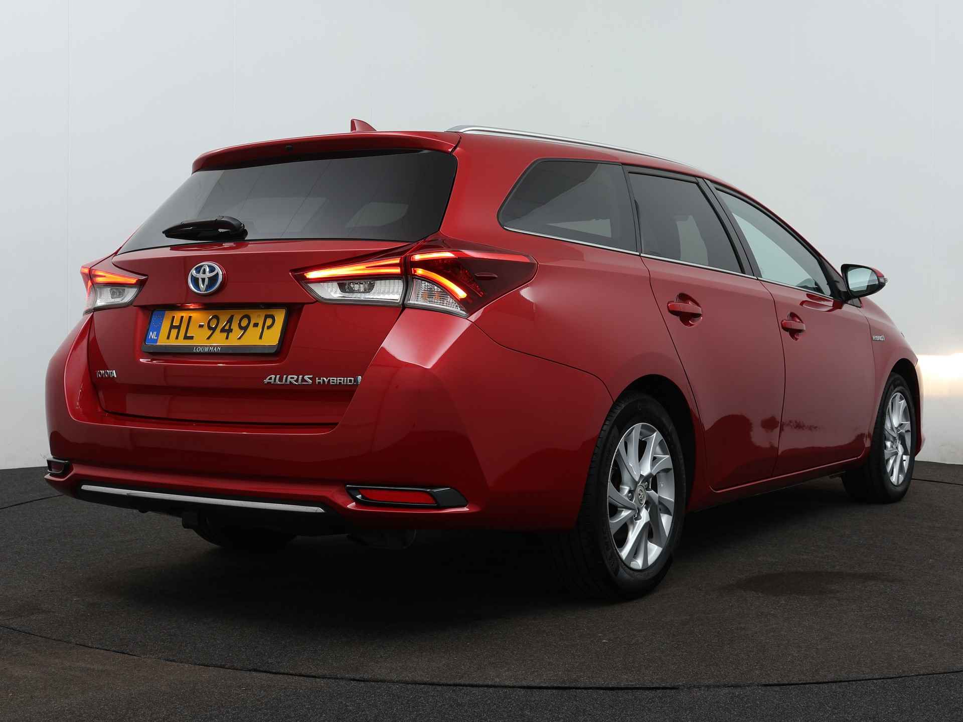 Toyota Auris 1.8 Hybrid Lease Pro | Navigatie | Panoramadak | - 3/45