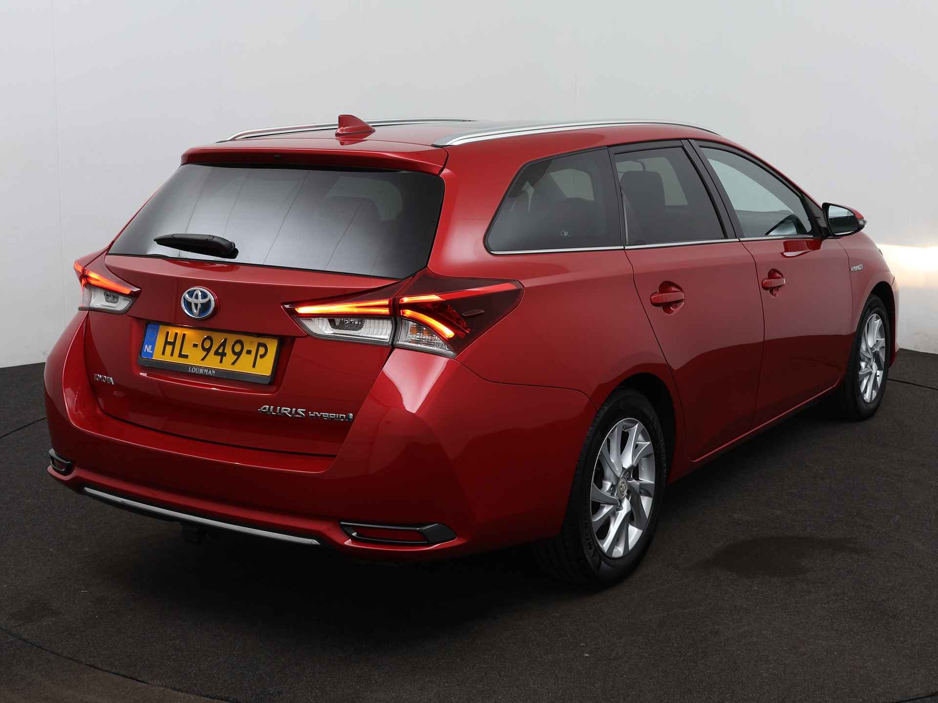 Toyota Auris 1.8 Hybrid Lease Pro | Navigatie | Panoramadak | - 18/45