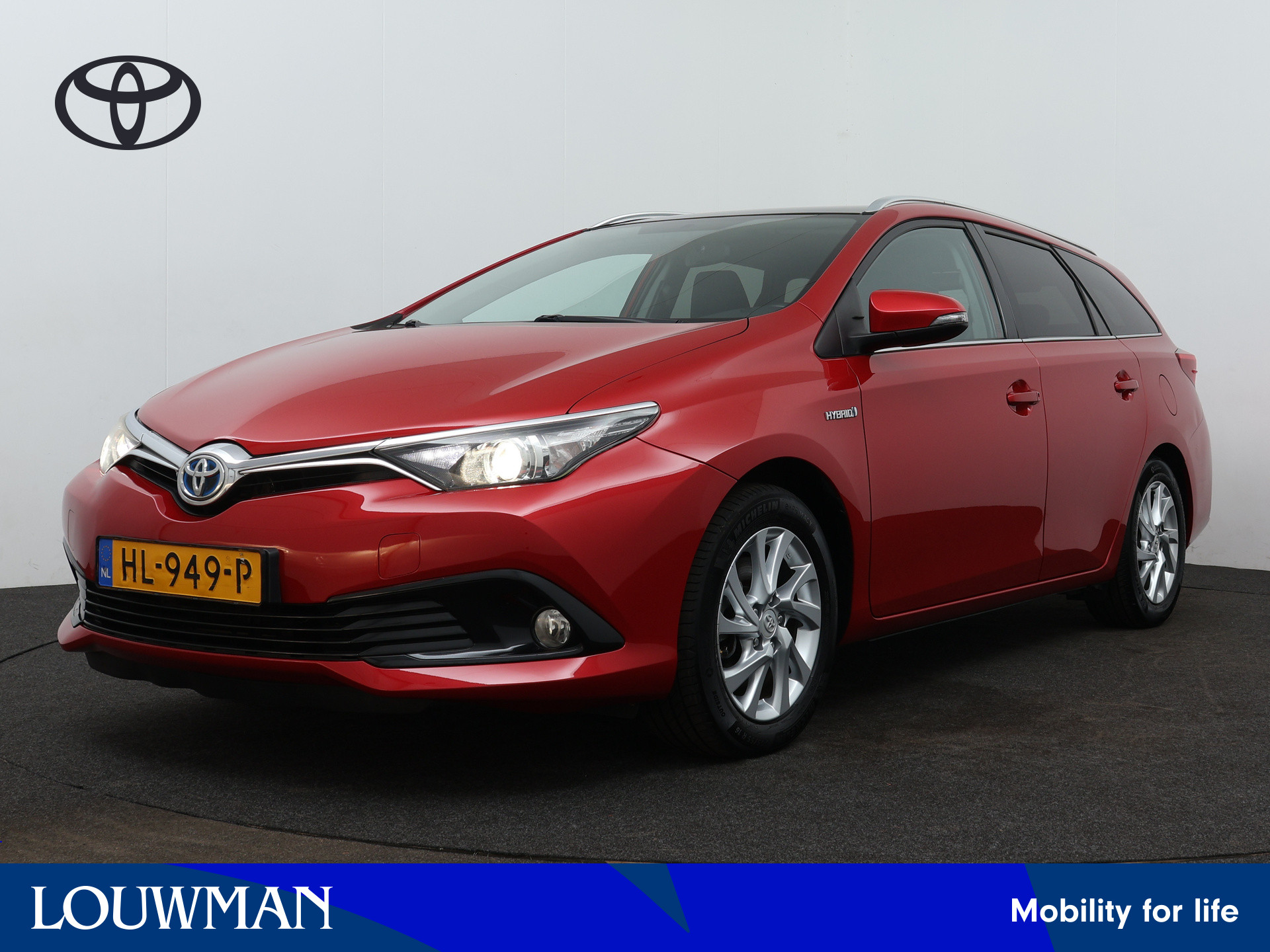 Toyota Auris 1.8 Hybrid Lease Pro | Navigatie | Panoramadak |