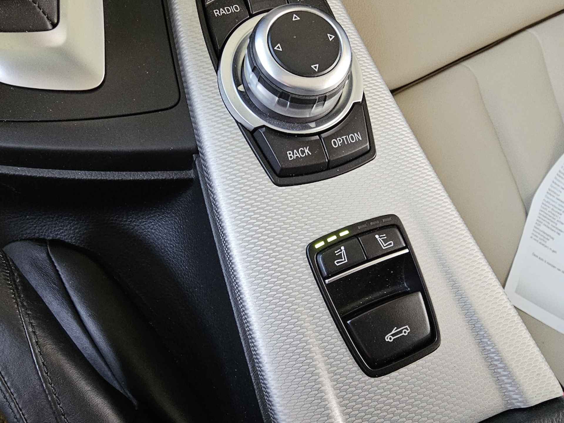 Bmw 4-serie Cabrio 428i xDrive High Ex. M Sport | Nek verwarming | Navi - 24/25