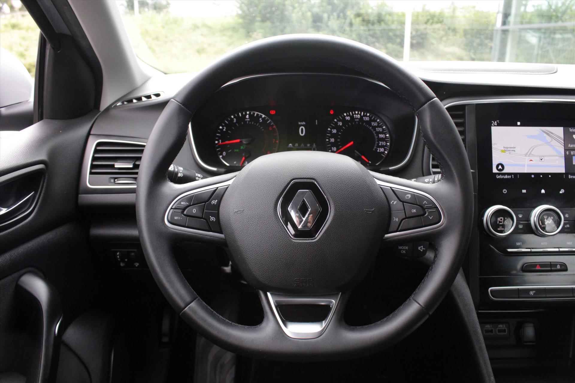 RENAULT Megane 1.0 TCe 115pk GPF Zen - 9/26