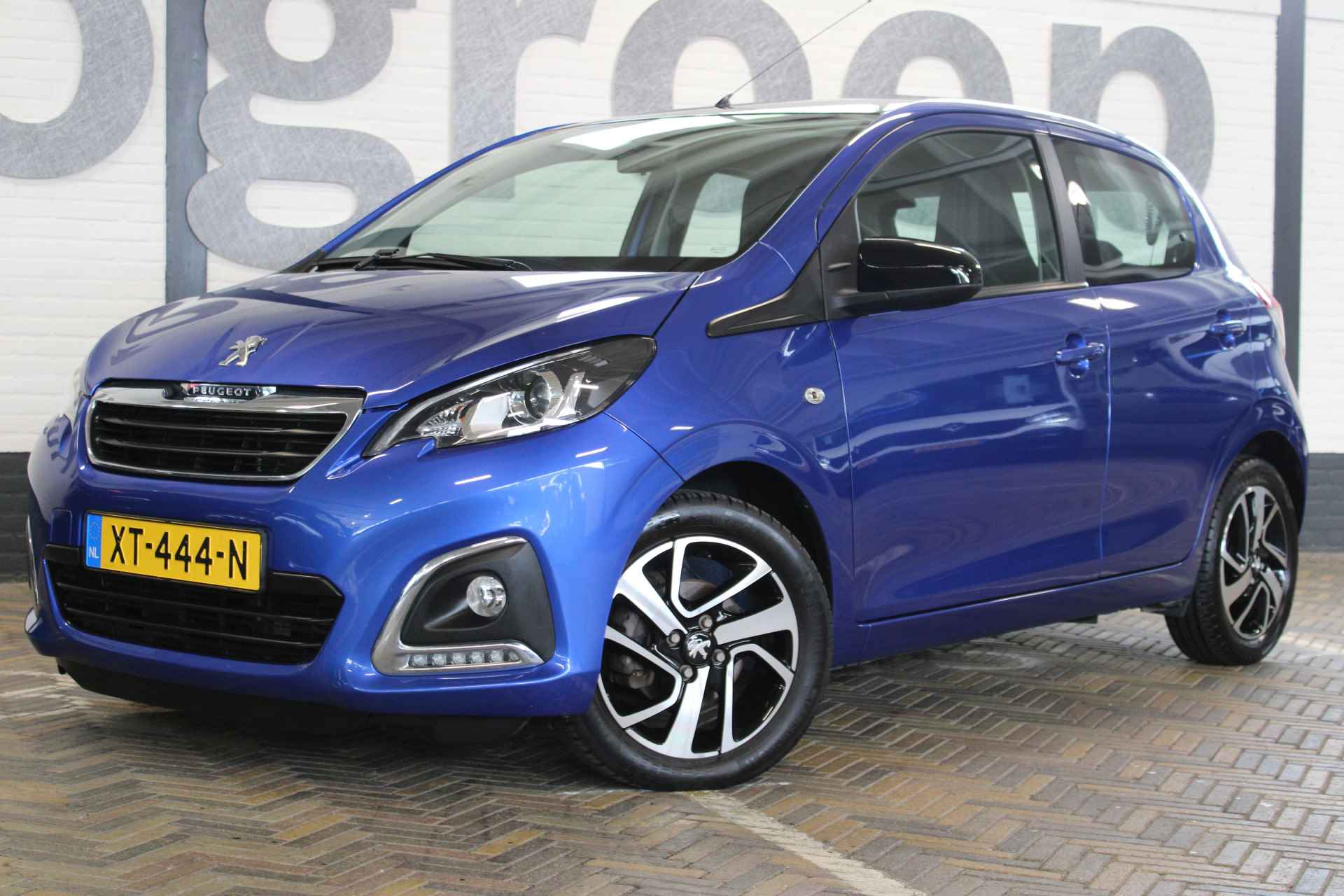 Peugeot 108 1.0 e-VTi Allure | Incl. 12 maanden garantie | 1ste eigenaar! | Automaat | Apple carplay/Android auto | Airco | Schakelflippers | Elektrisch verstelbare spiegels | Dakdragers | - 5/42