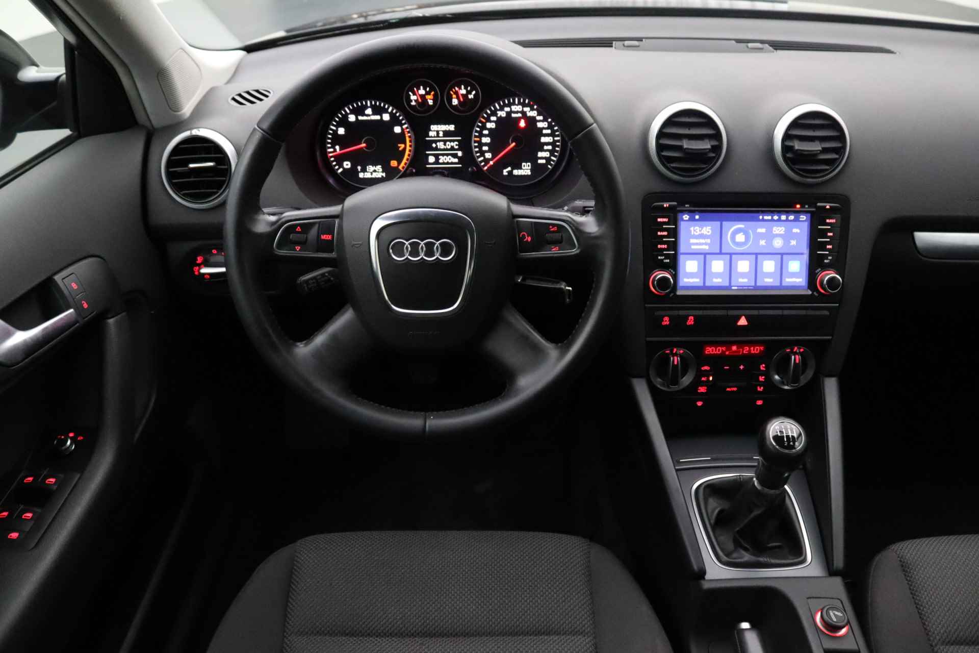 Audi A3 Sportback 1.2 TFSI Attraction Advance | Airco | Cruise control | Navigatie | Bi-xenonlampen - 12/31