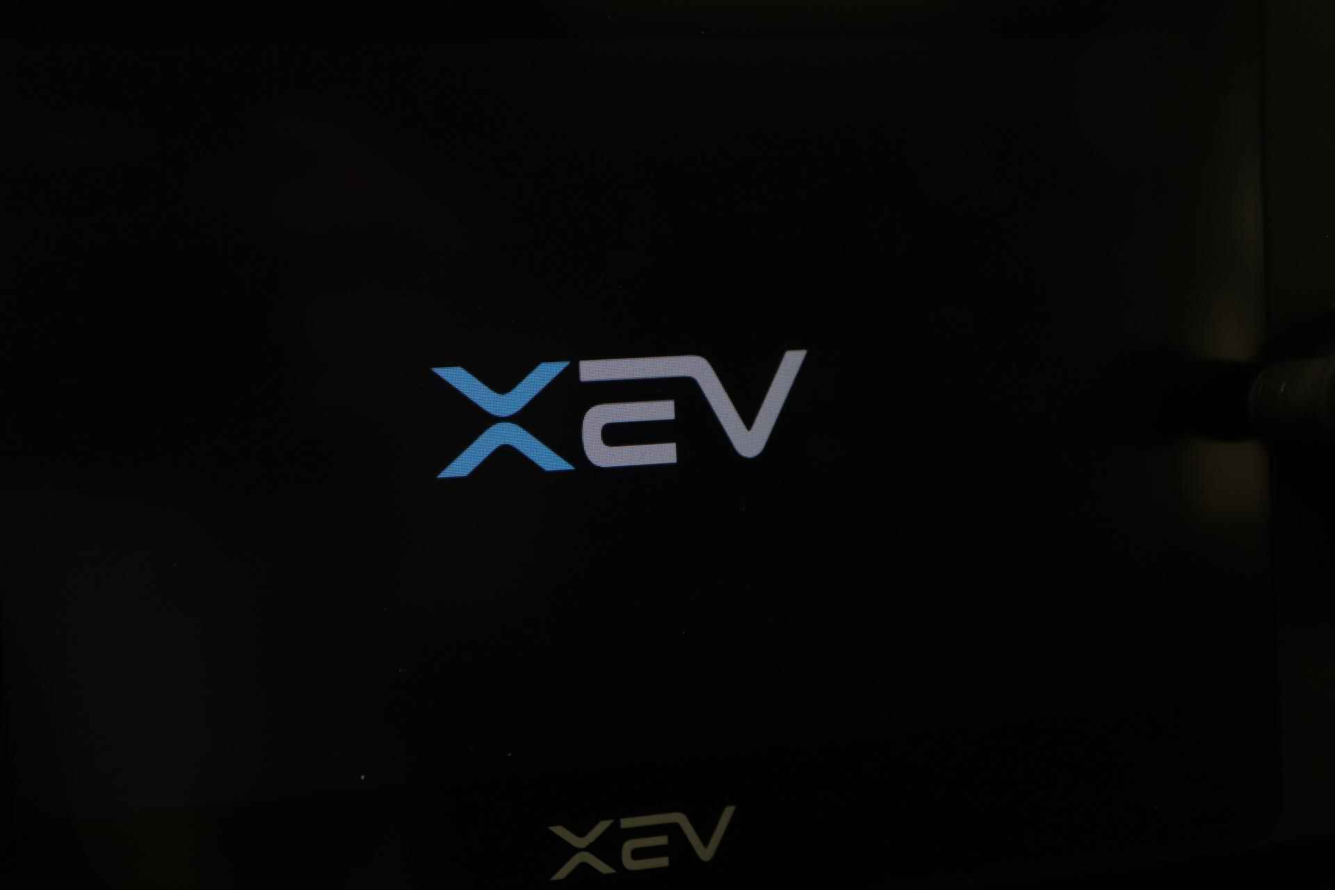 XEV YOYO EASY -PANO.DAK|KEYLESS|ABS *LEATHER UPHOLSTERY UPON REQUEST*EXPORT ONLY - 50/50