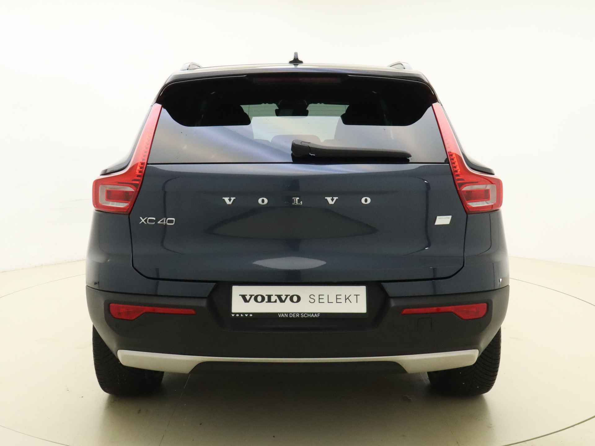 Volvo XC40 Recharge 231pk Pro / 360 camera / Panoramadak / BLIS / Elektr. Stoelen / Nubuck / Stoel + Stuurw. Verwarming / H&K Audio / 20'' / - 8/40