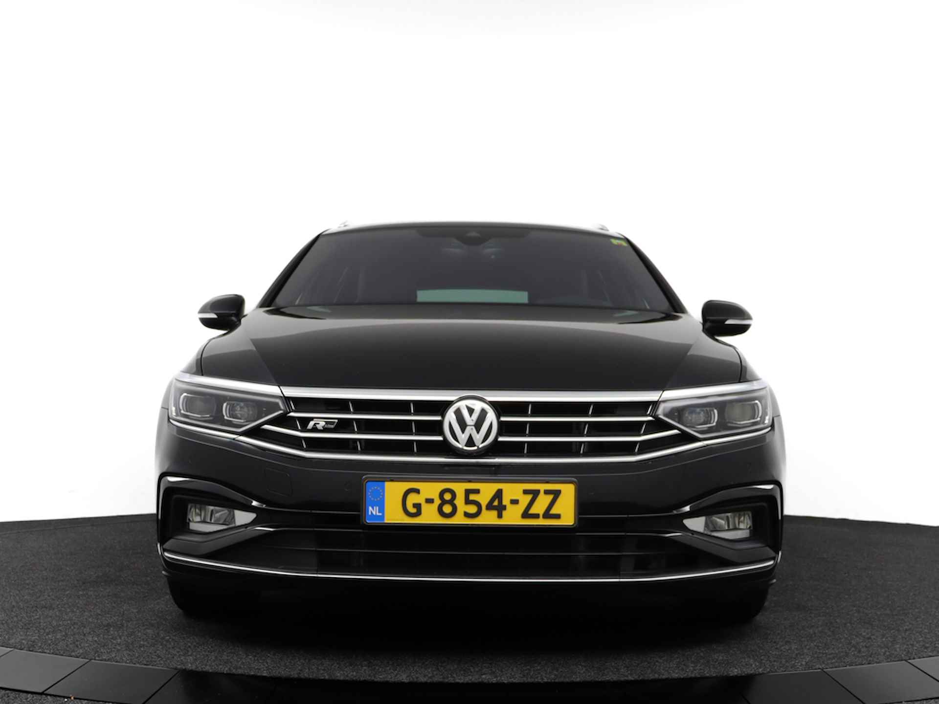 Volkswagen Passat Variant 2.0 TSI R-LINE 4Motion 272 PK FACELIFT Elegance Business, Orig.NL - 12 MND BOVAG GARANTIE | Head Up | IQ Light | Leer | LED+ | Virtual Cockpit | Dynaudio® Premium -RIJKLAAR ZONDER MEERPRIJS - 17/49