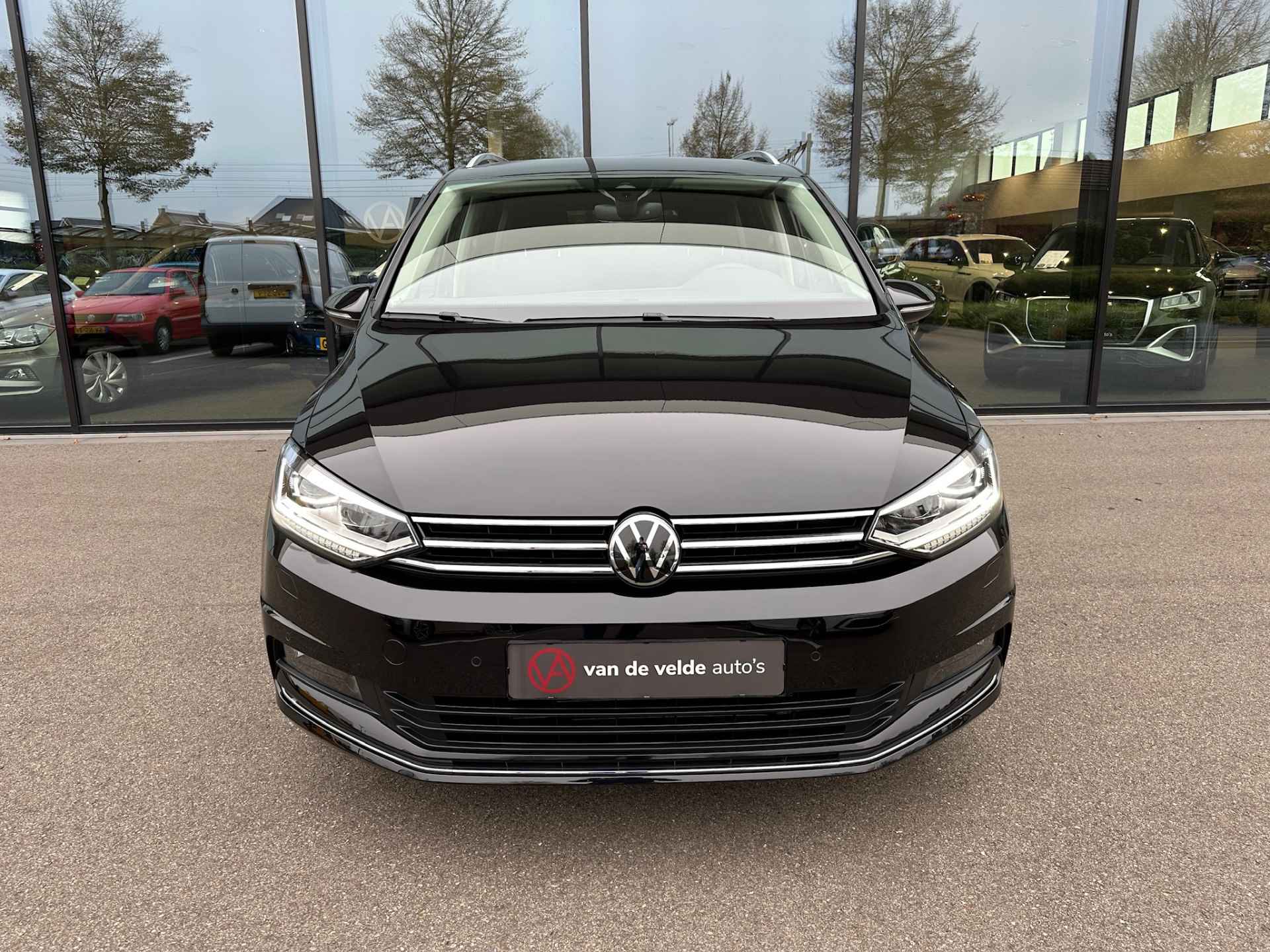 Volkswagen Touran 1.5 TSI 150pk DSG Highline 7-persoons | Led | Dode hoek | Navi | Elek. Achterklep | Keyless | Rijklaar incl. garantie - 32/34