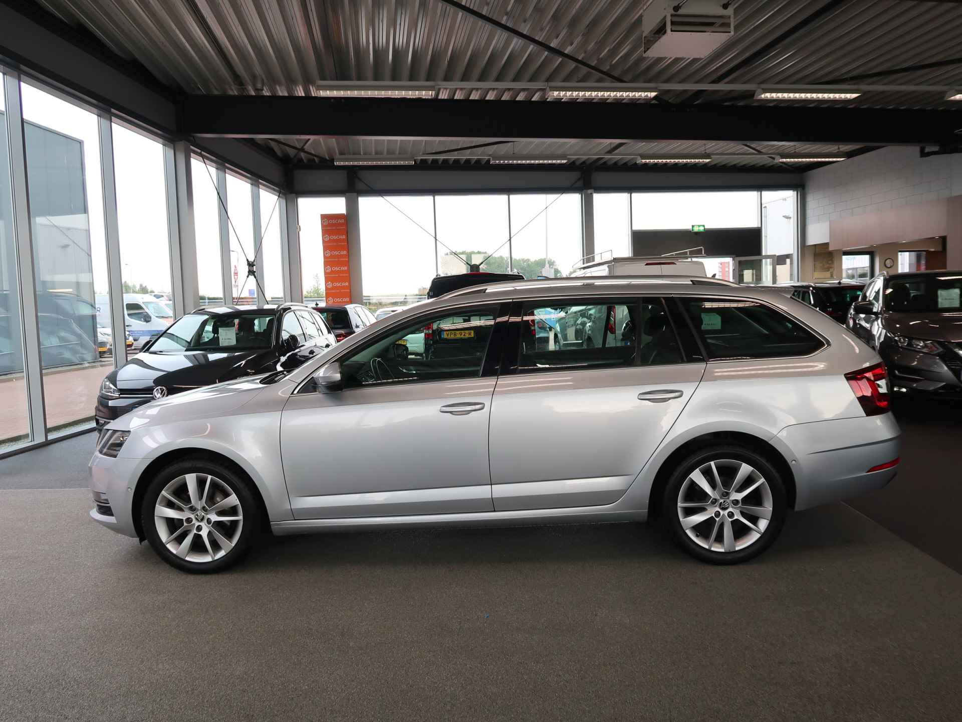 Škoda Octavia Combi 1.5 TSi 150pk DSG Style Bns KEYLESS/CANTON/NAVI/CARPLAYPDC/LED - 20/103