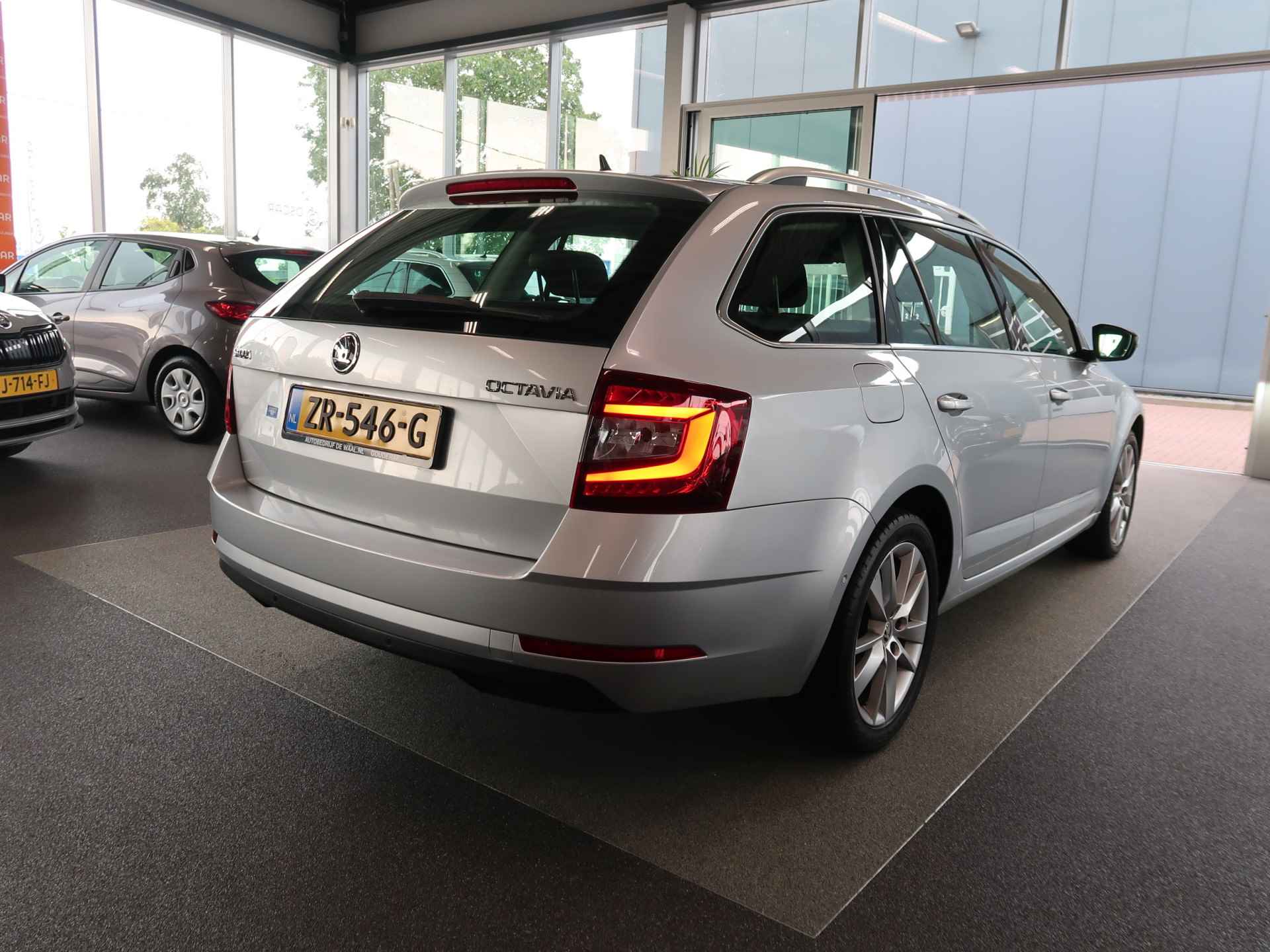 Škoda Octavia Combi 1.5 TSi 150pk DSG Style Bns KEYLESS/CANTON/NAVI/CARPLAYPDC/LED - 23/103