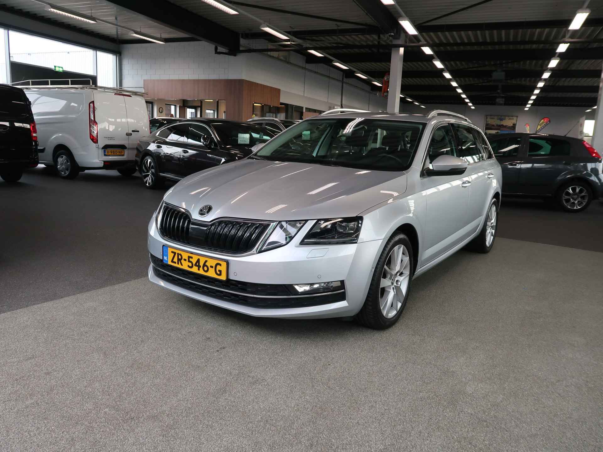 Škoda Octavia Combi 1.5 TSi 150pk DSG Style Bns KEYLESS/CANTON/NAVI/CARPLAYPDC/LED - 3/103