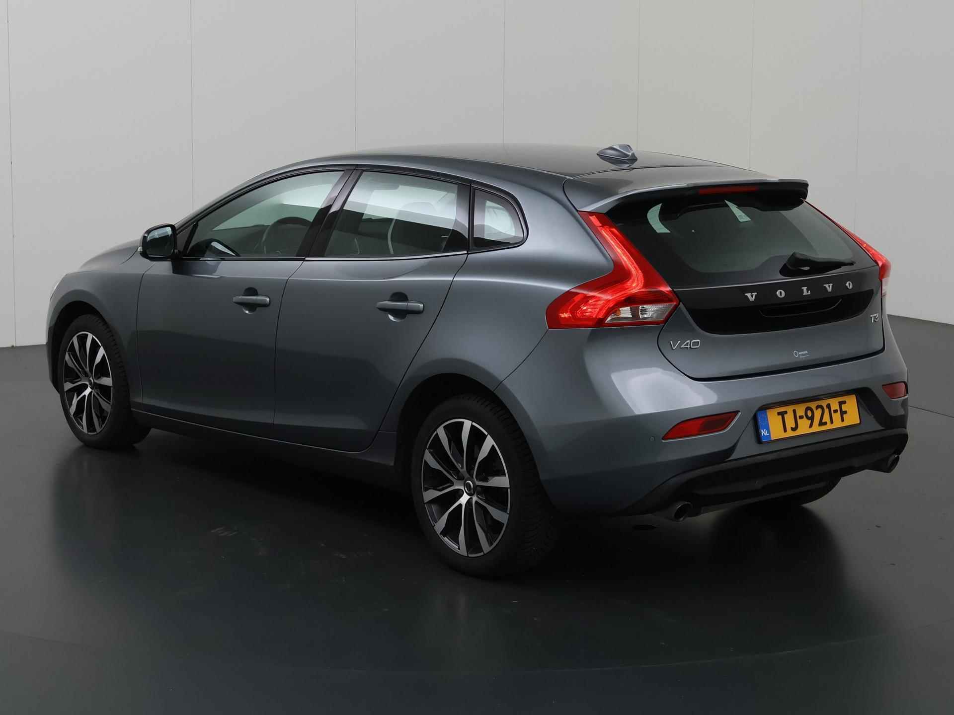 Volvo V40 1.5 T3 Dynamic Edition | Navigatie | Stoelverwarming | Climate Control | - 23/39