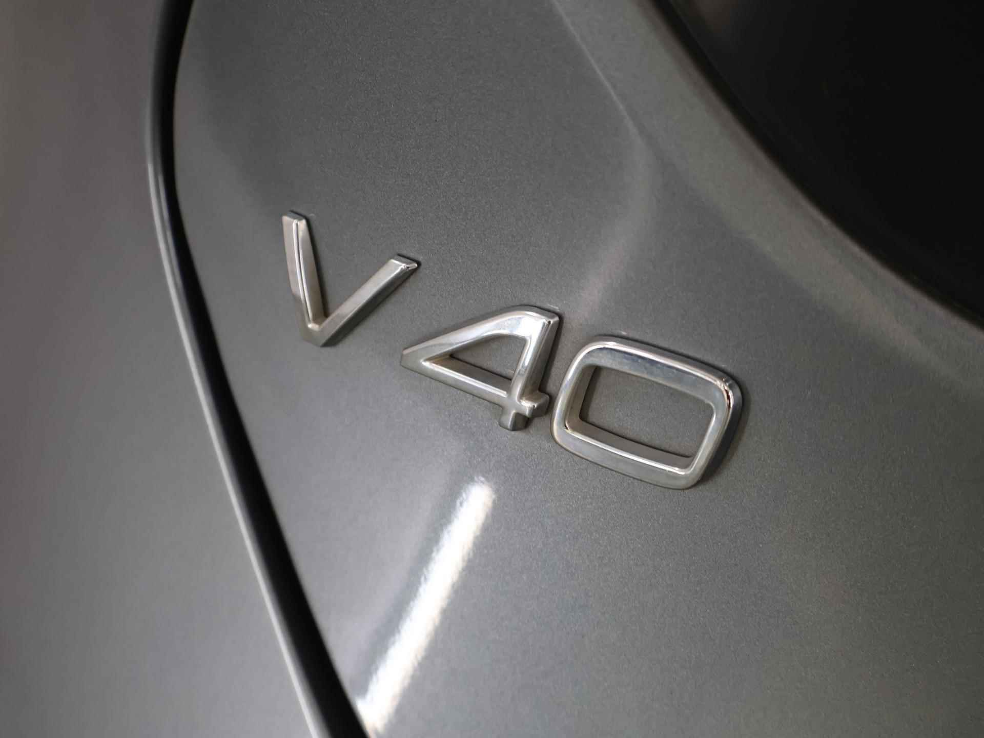 Volvo V40 1.5 T3 Dynamic Edition | Navigatie | Stoelverwarming | Climate Control | - 35/39