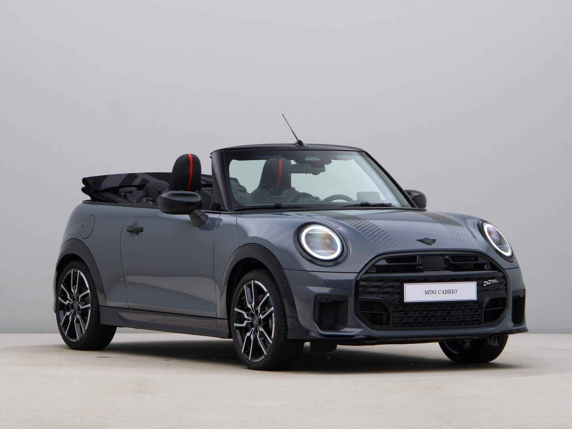 MINI Cooper Cabrio C John Cooper Works Pakket XL PRIVATE LEASE EUR 815,- (48 mnd/10.000 km) - 11/33