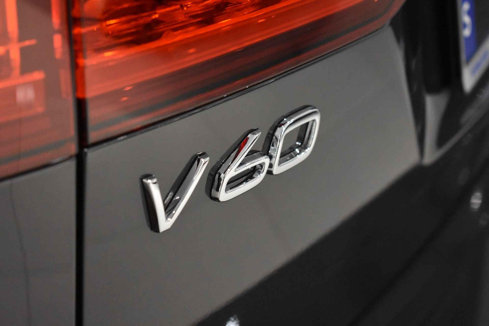 Volvo V60 *NIEUW* B3 163pk Essential Edition| 19″ | Leder | Climate-Pack - 9/28