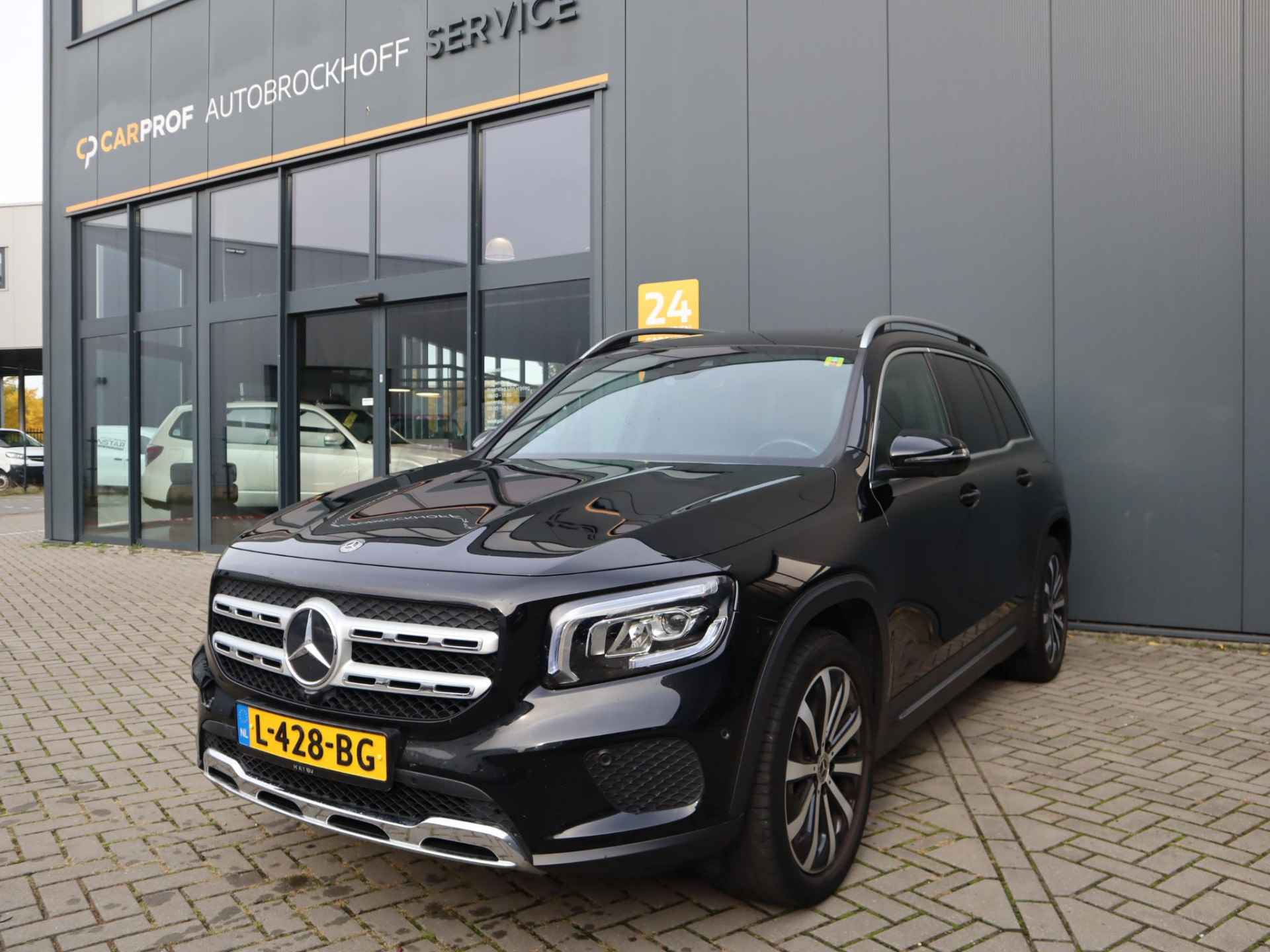 Mercedes-Benz GLB 200 Premium Plus Full Options | Dubbel Panoramadak - 2/39