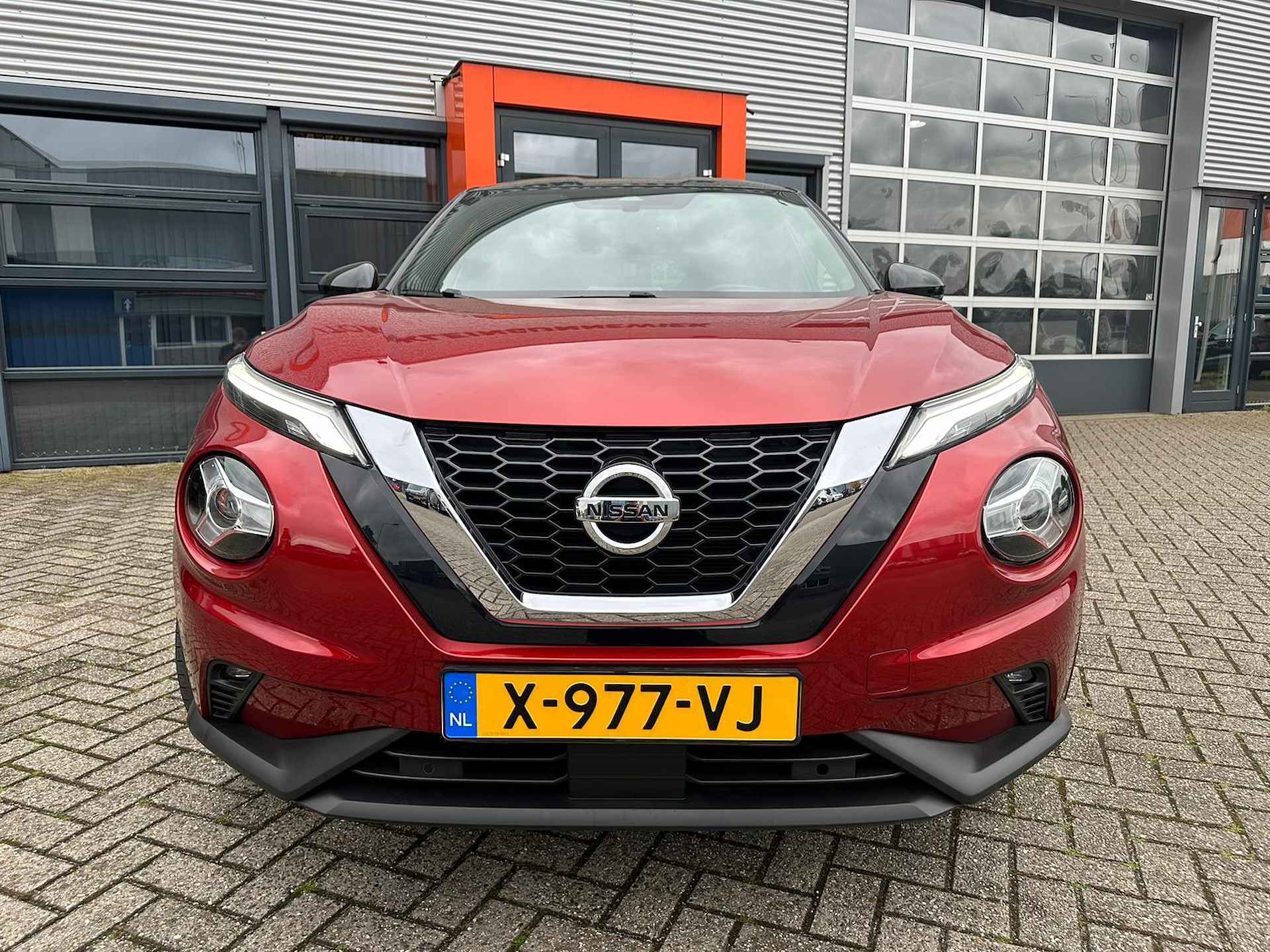 Nissan Juke 1.0 DIG-T Premiere Edition Automaat Apple/Android Carply / Navi / Camera / 19 inch / Cruise Control / Keyless / Start/stop - 14/25