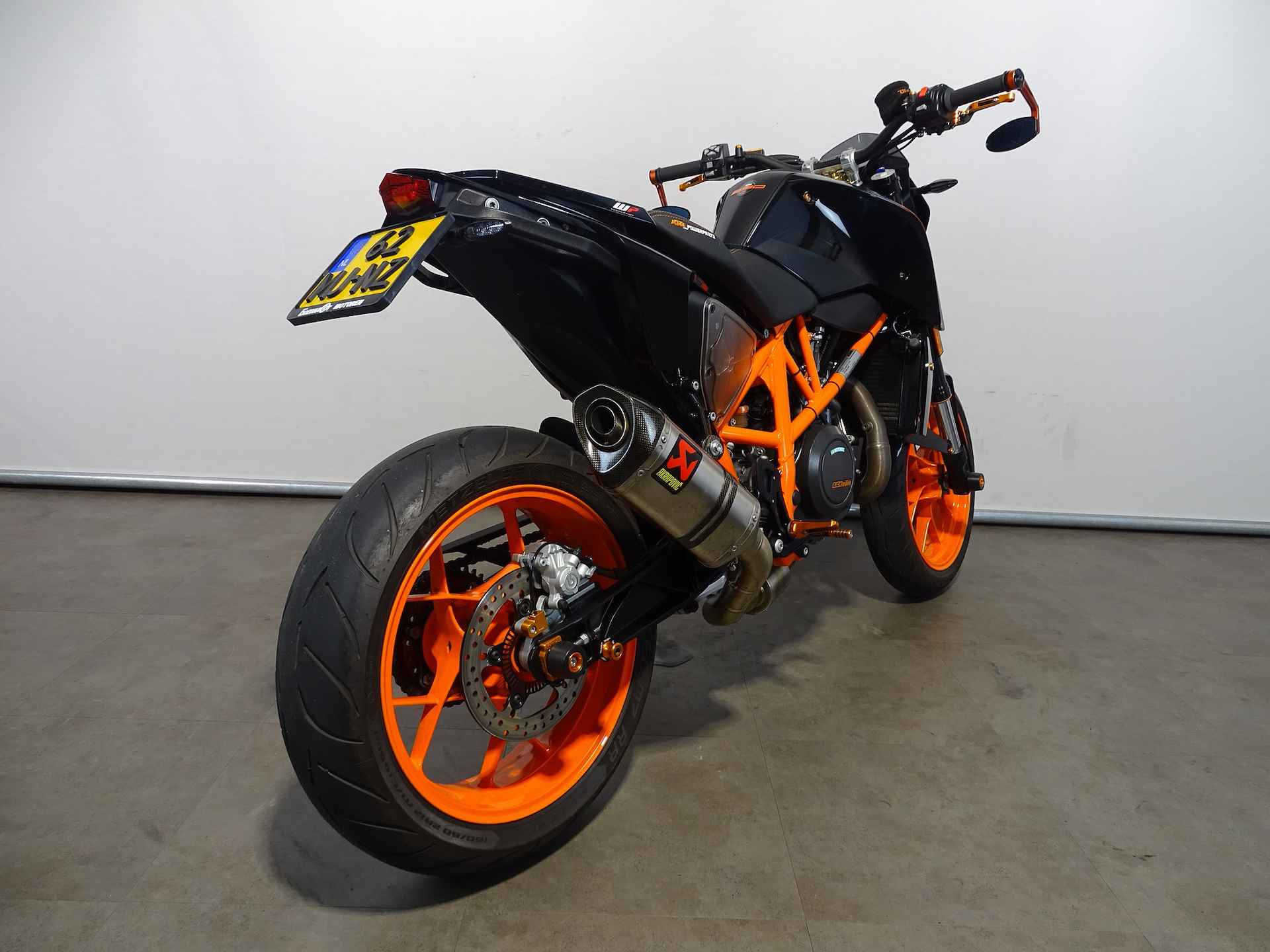 KTM 690 DUKE R ABS - 9/9