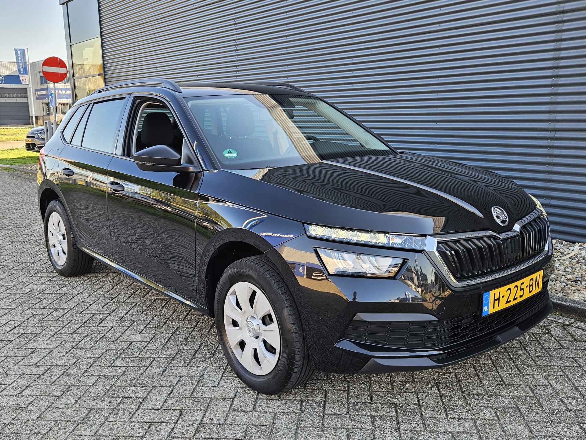 Škoda Kamiq 1.0 TSI Active | Airco | Cruise Control | Parkeersensoren | Mooie lage Kilometerstand!! - 2/37