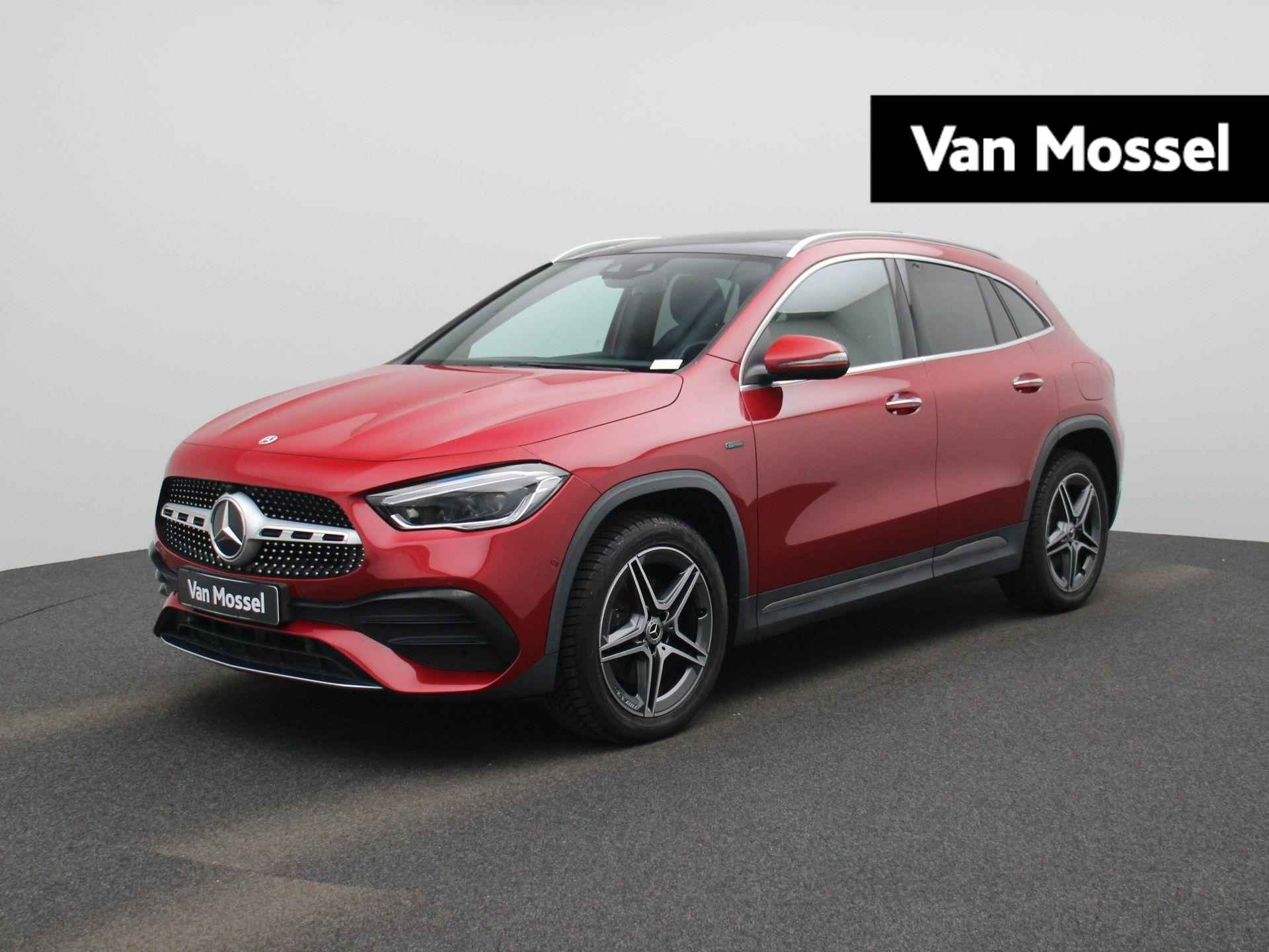 Mercedes-Benz GLA-klasse 250 e Business Solution AMG Limited | Automaat | Navigatie | Half leder | Sfeer verlichting | Trekhaak | Virtual cockpit | DAB | Stoel verwarming | Camera | LMV | Climate control | LED |