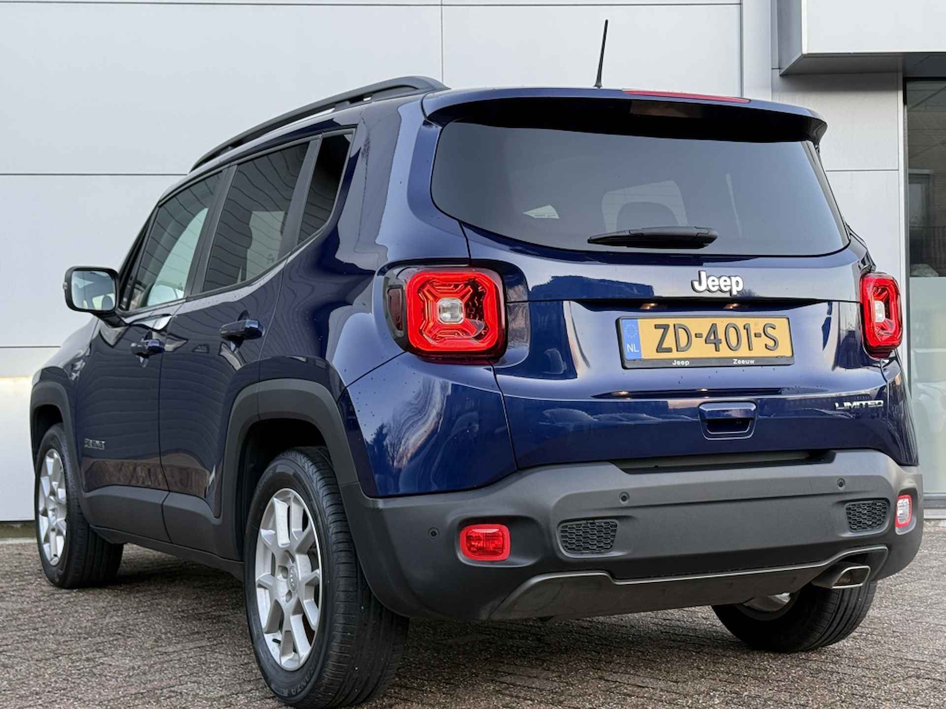 Jeep Renegade 1.3 Turbo 150 PK Freedom | Pano | Leder | LED | 17" - 4/19