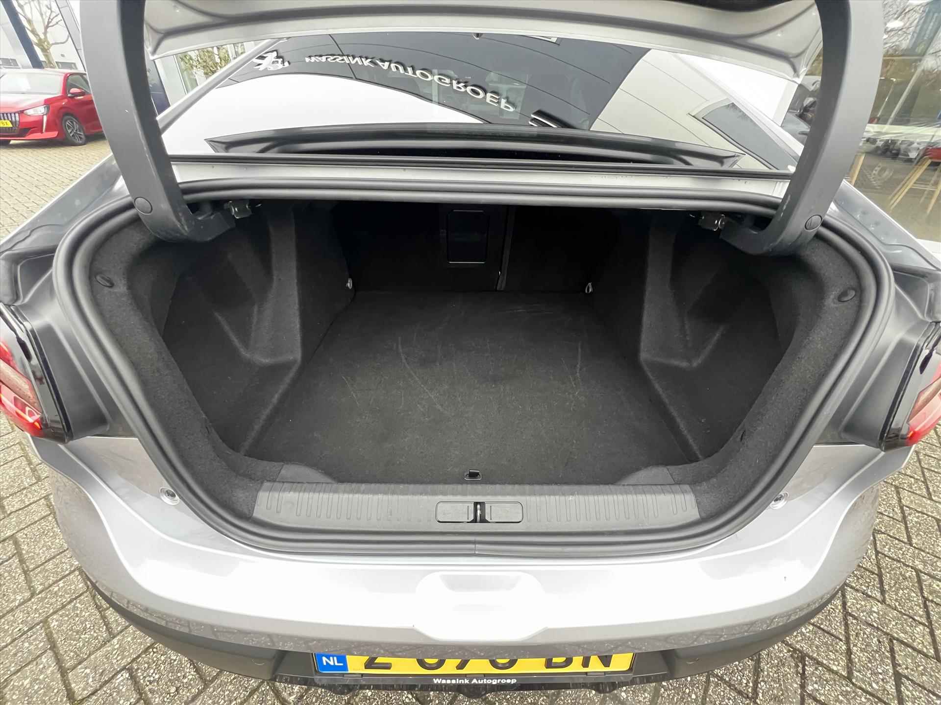 Citroen C4 X 1.2 PureTech 130pk EAT8 Shine | Navigatie | Cruise Controle | Climate Control | Parkeer camera - 40/47