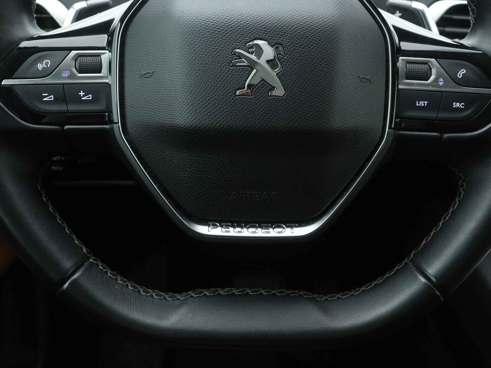 Peugeot 3008 1.2 PureTech Allure | 125PK | Automaat | Rijklaar! |  Volledig leder | Navigatie| Trekhaak | Panoramadak | - 16/22