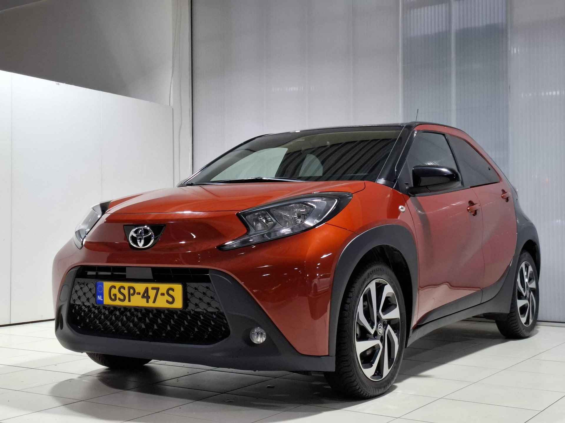 Toyota Aygo X 1.0 VVT-i MT Pulse | Camera | Apple CarPlay/Android Auto | Adaptive Cruise Controle | Stoelverwarming - 7/35