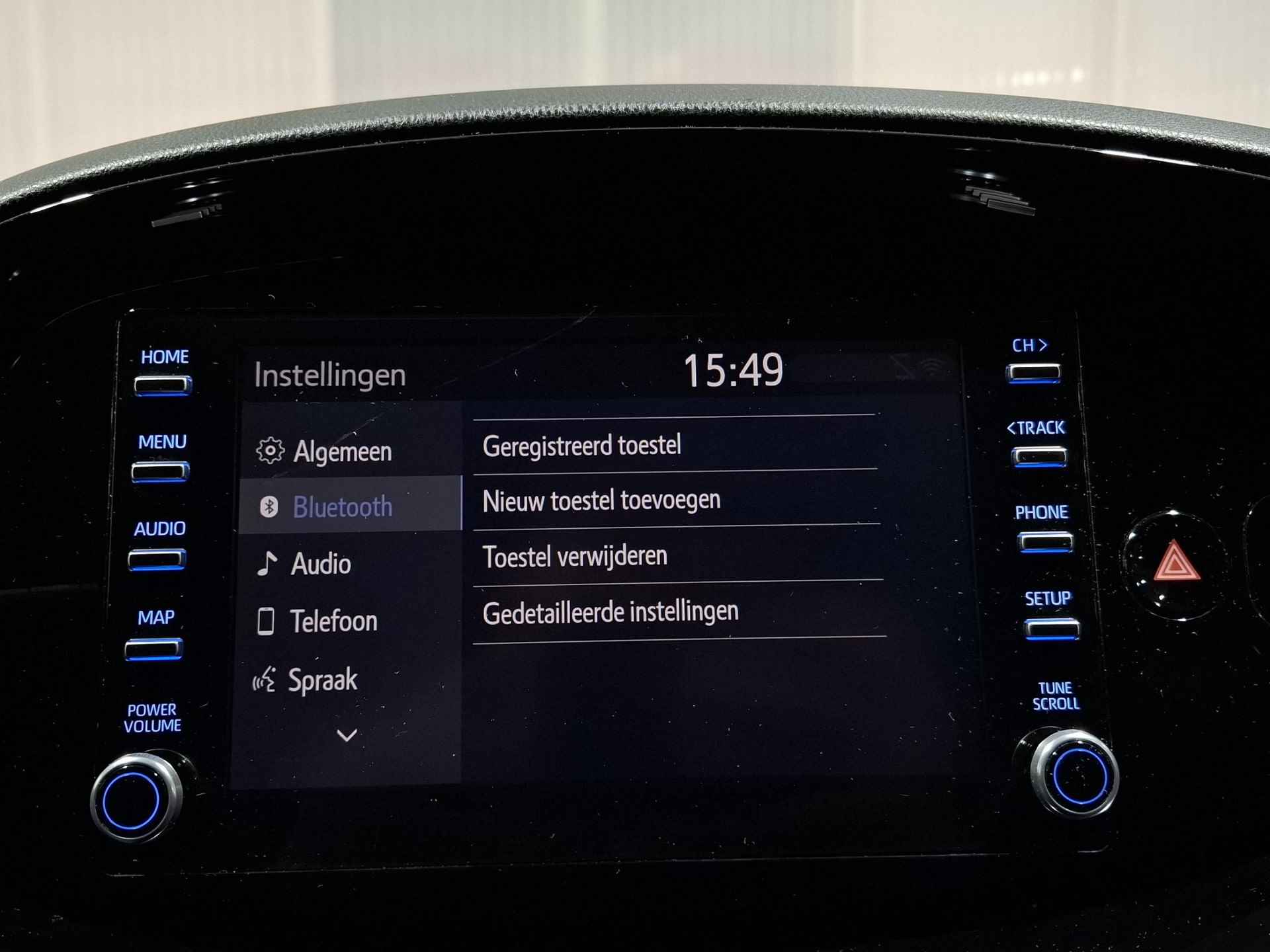 Toyota Aygo X 1.0 VVT-i MT Pulse | Camera | Apple CarPlay/Android Auto | Adaptive Cruise Controle | Stoelverwarming - 9/35