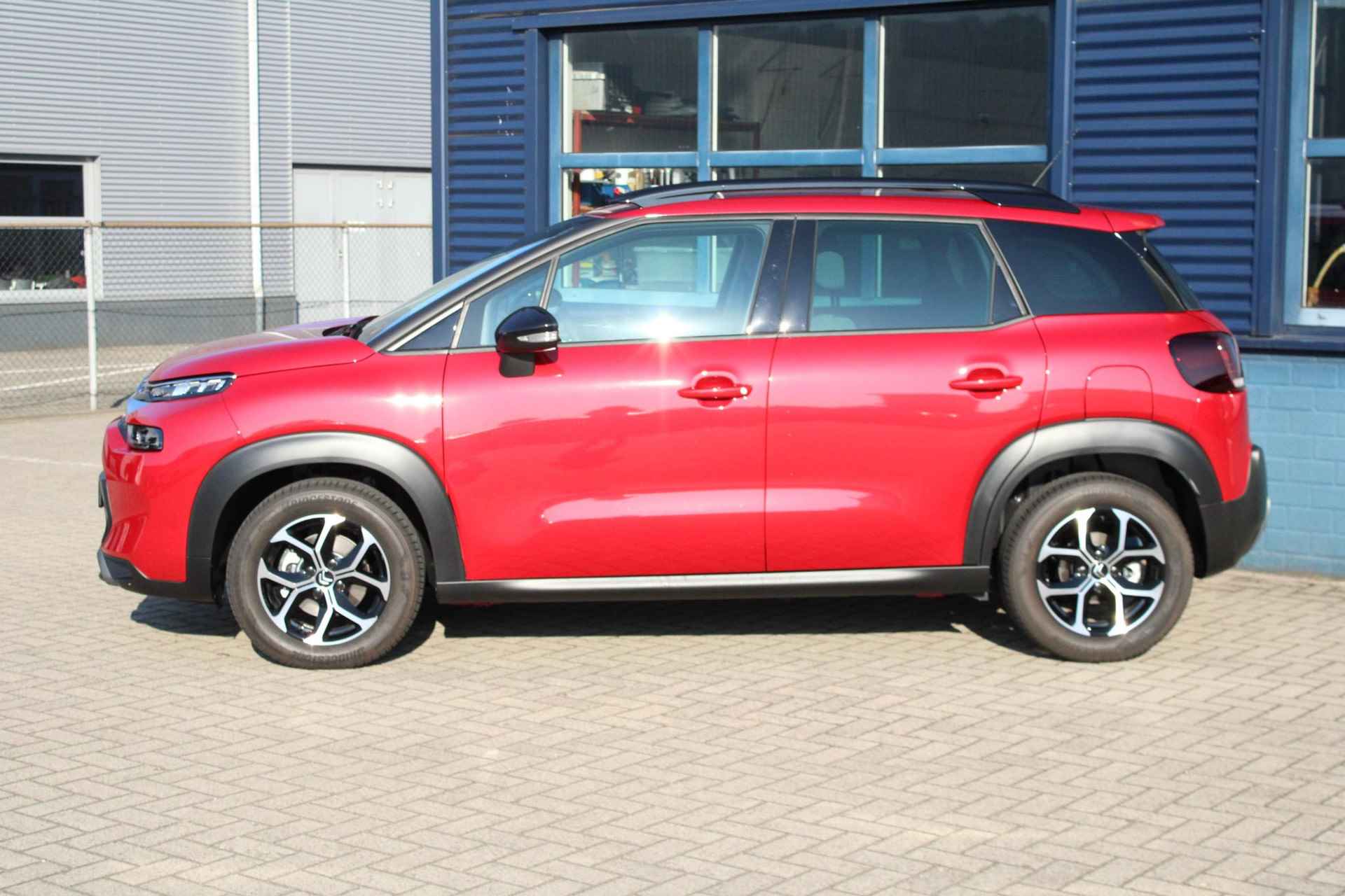 Citroen C3 Aircross 1.2 PureTech Max - 2/28