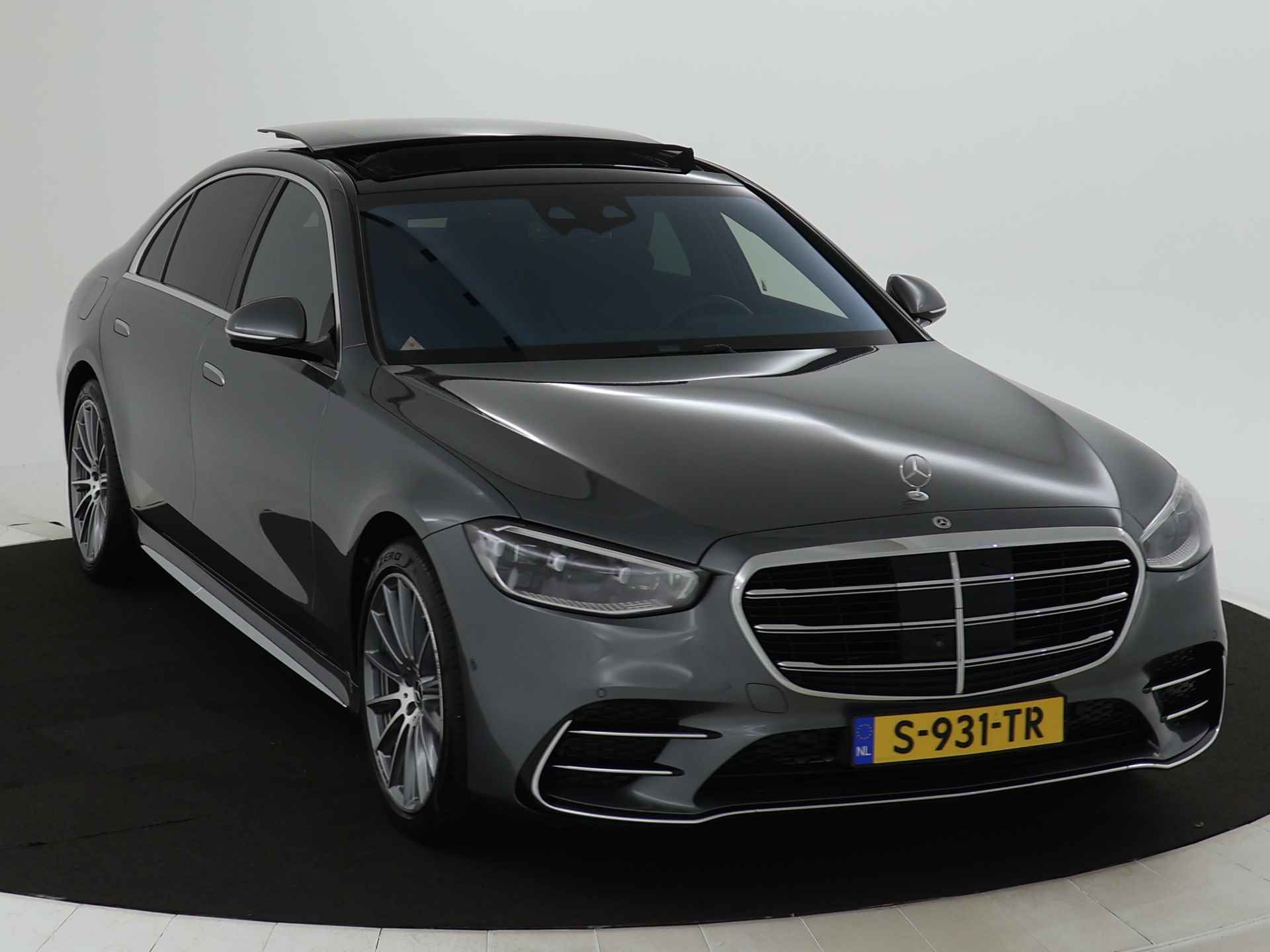 Mercedes-Benz S-Klasse 580 e Lang AMG Line | Burmester® 3D surround sound system | 360°-camera | Rijassistentiepakket | Inclusief 24 maanden MB Certified garantie voor Europa. - 28/43