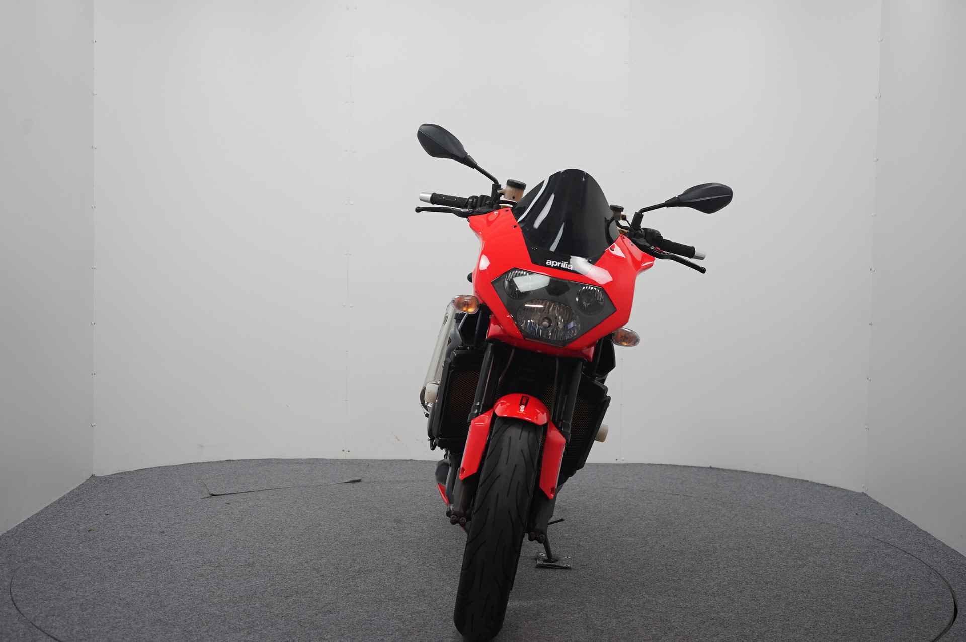 Aprilia TUONO - 3/18