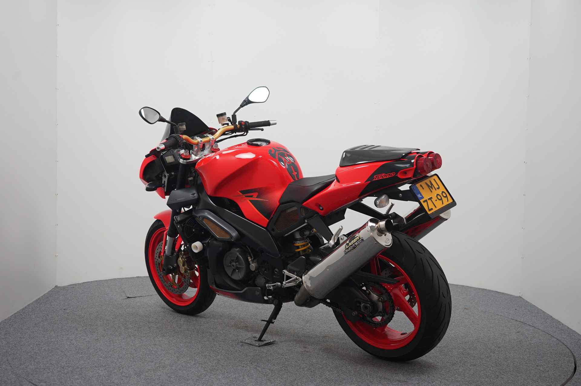 Aprilia TUONO - 6/18