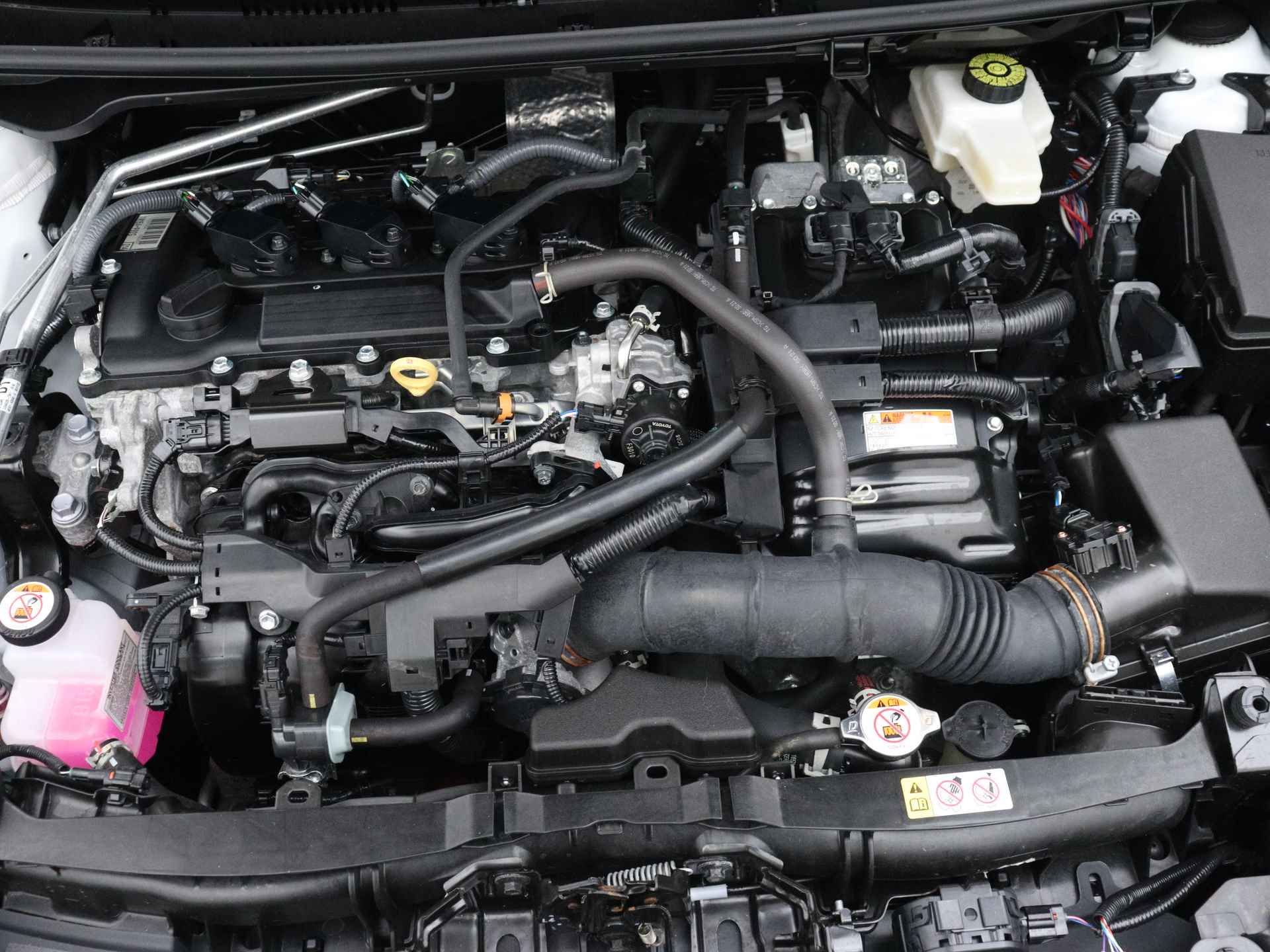 Toyota Yaris 1.5 Hybrid Dynamic Limited | Led | Camera | Adap. Cruise control | Climate control | Apple Carplay & Android Auto | - 41/43