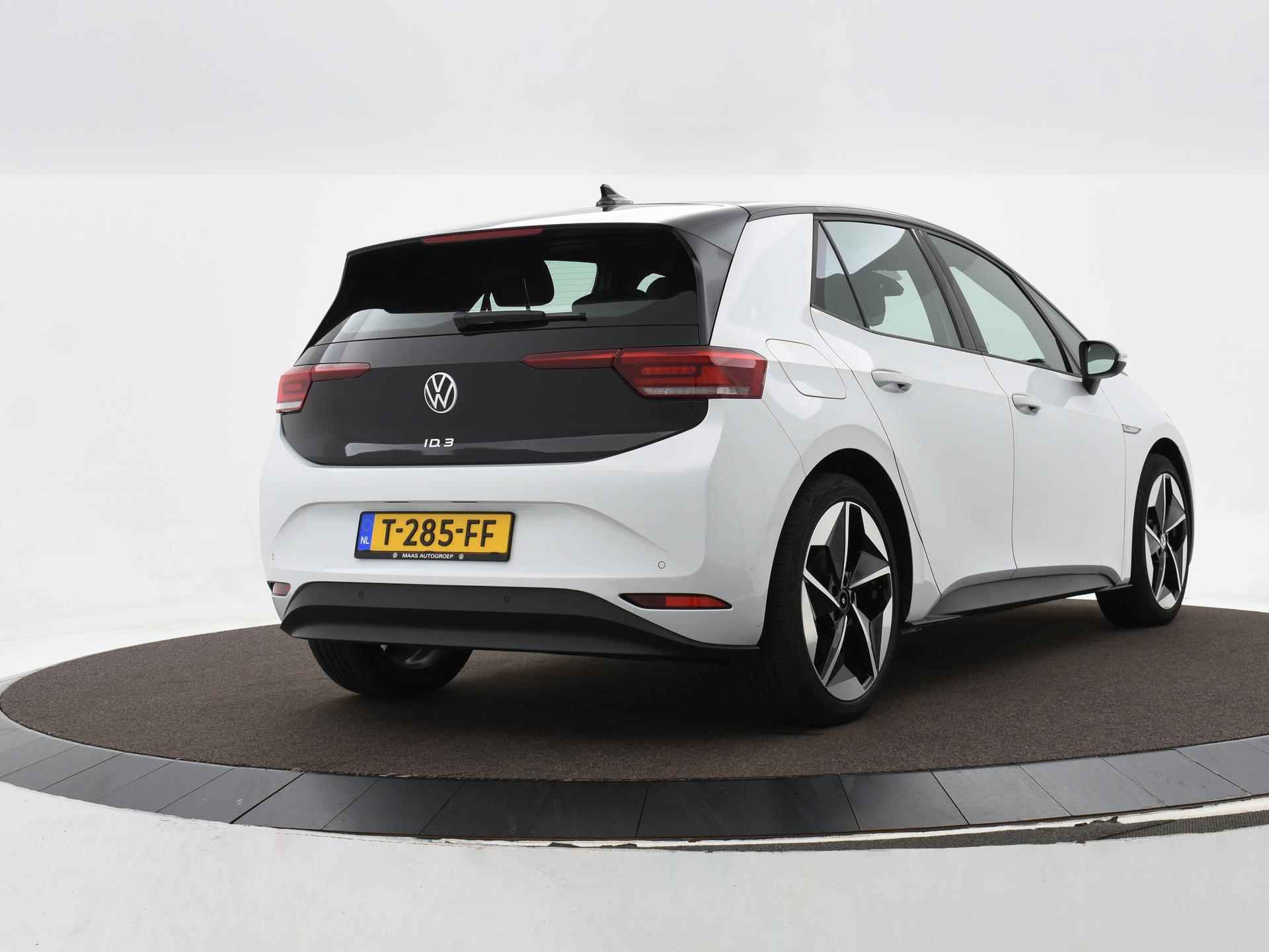 Volkswagen ID.3 Pro Advantage 58 kWh | comfort pakket | 20" velgen  | stoelverwarming | P-Sensoren | - 7/34