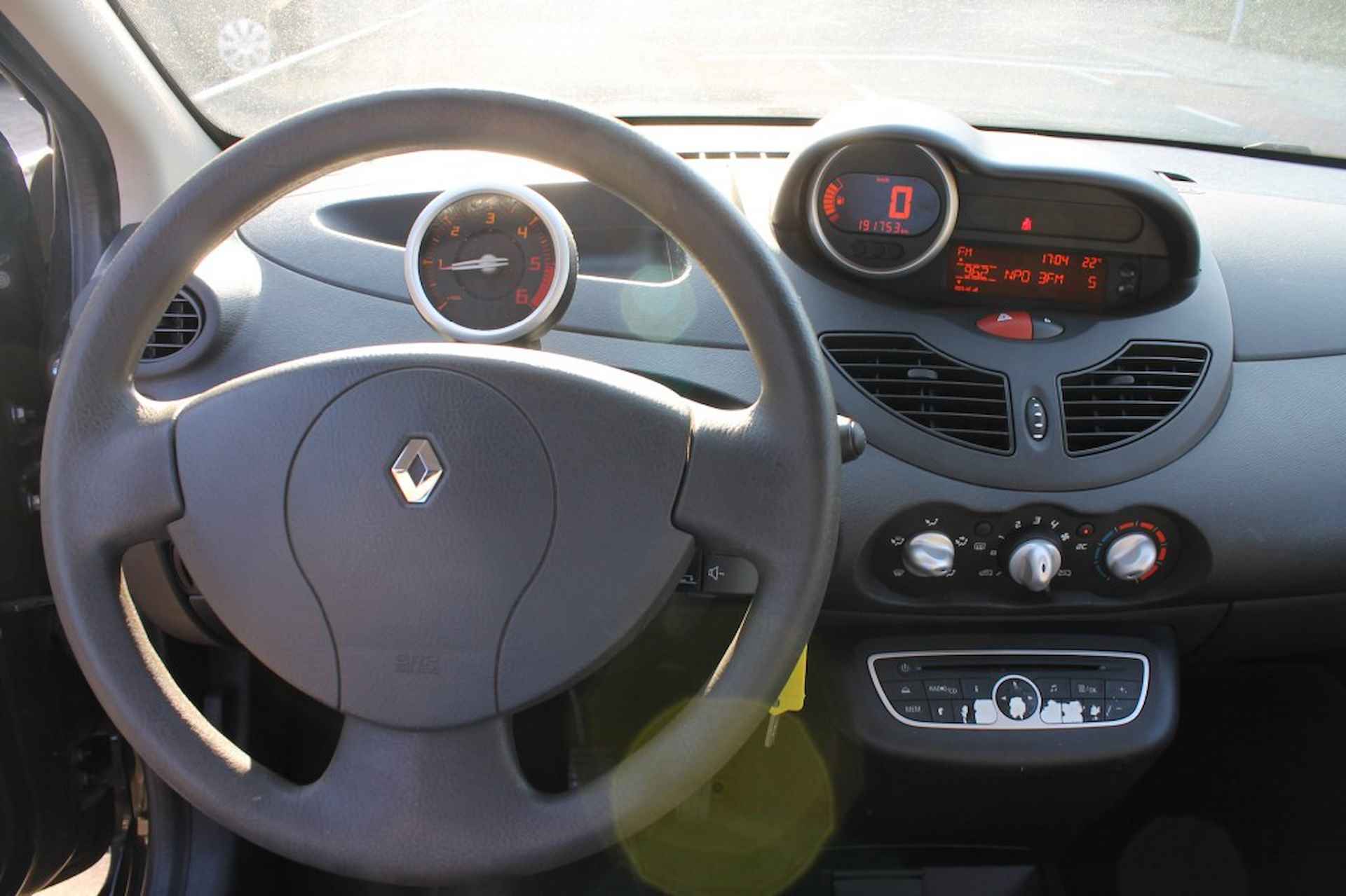 RENAULT Twingo 1.5 DCi - 9/11