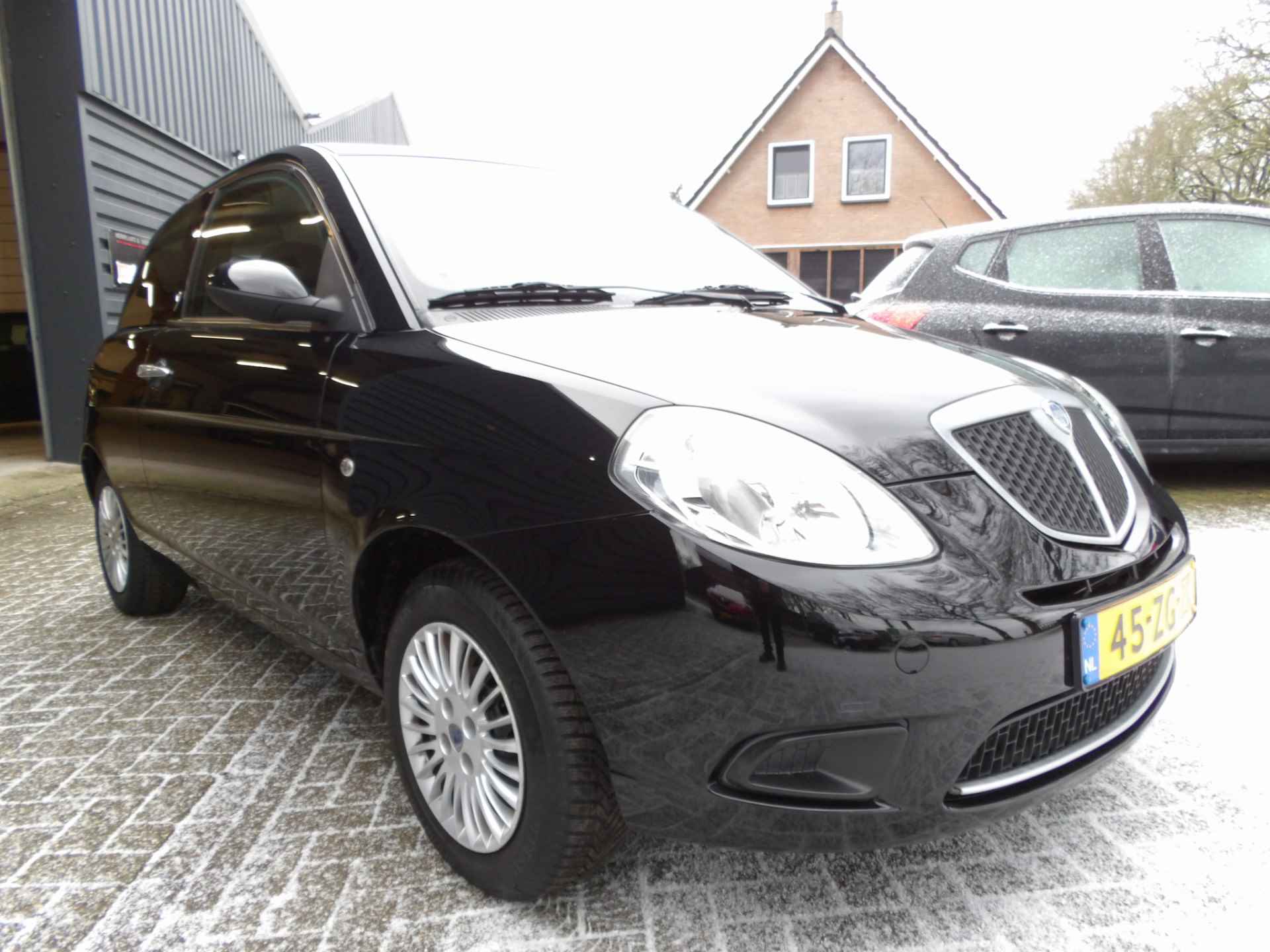 Lancia Ypsilon 1.2 Argento Airco Centraal - 13/22