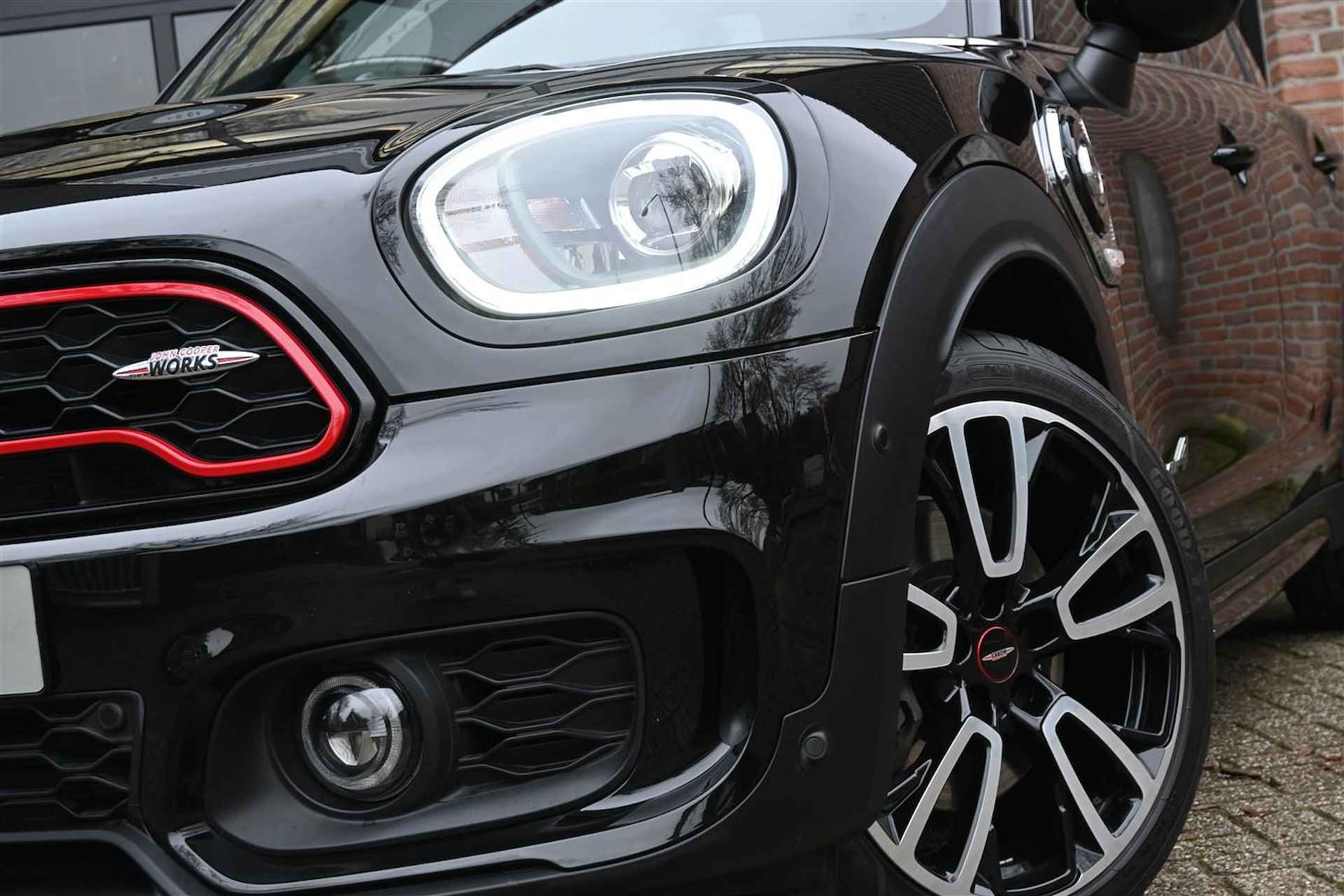 Mini Mini Countryman 2.0 Cooper S E ALL4 JCW BlackPack John Works ´19 - 44/53