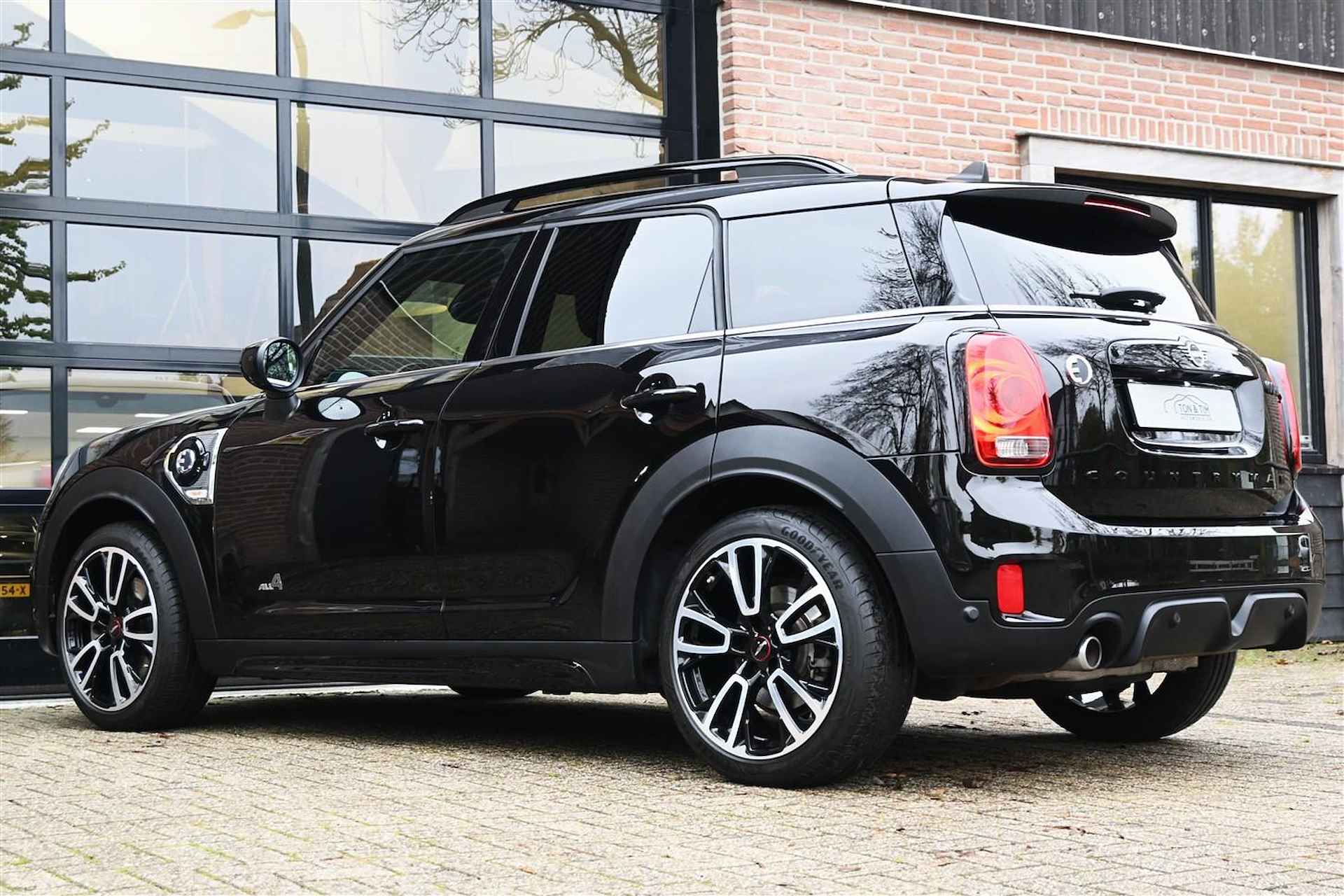 Mini Mini Countryman 2.0 Cooper S E ALL4 JCW BlackPack John Works ´19 - 46/53