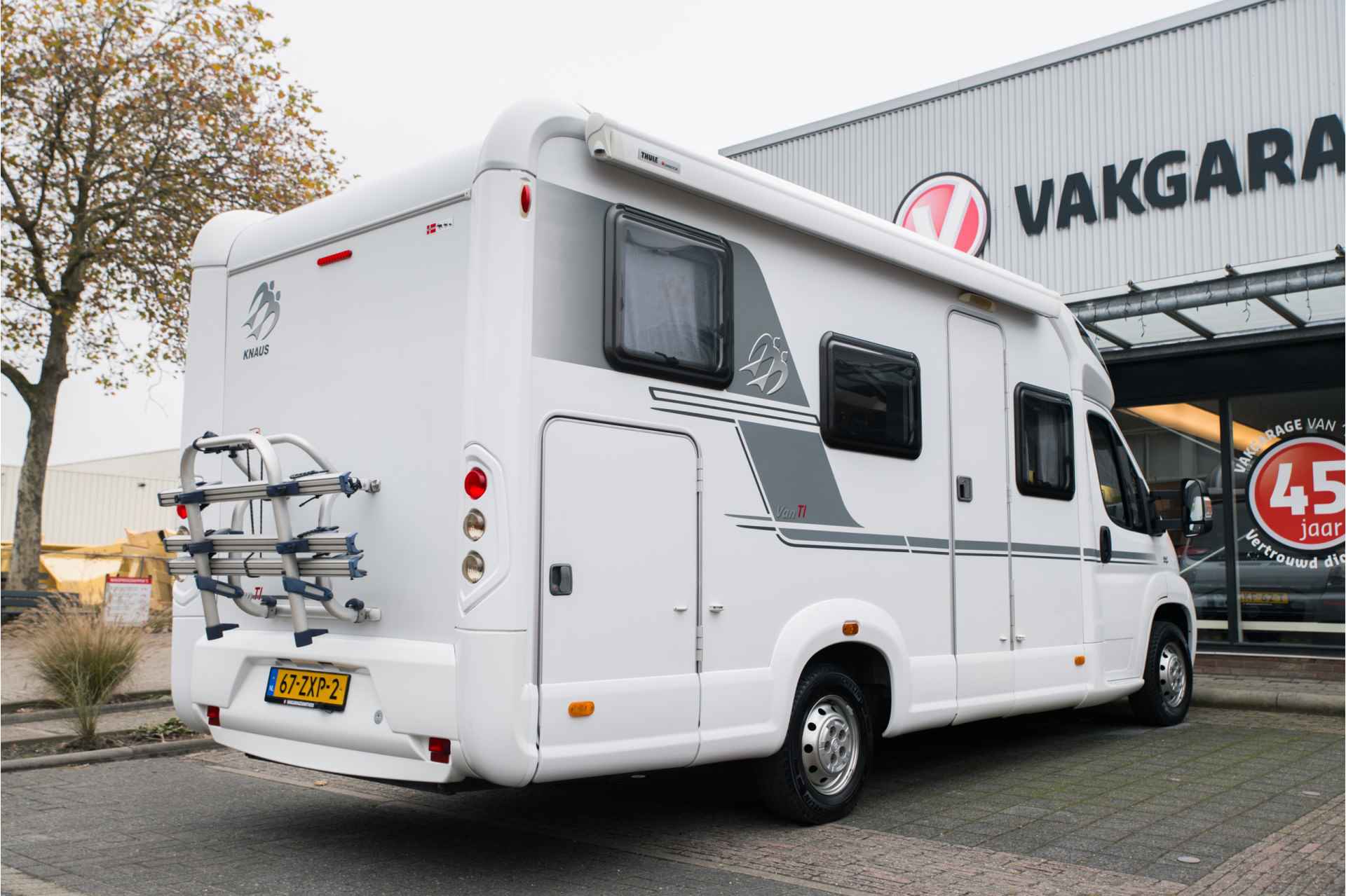 Knaus R11 VAN TI Zeer nette Camper/ 670 cm lang - 14/33