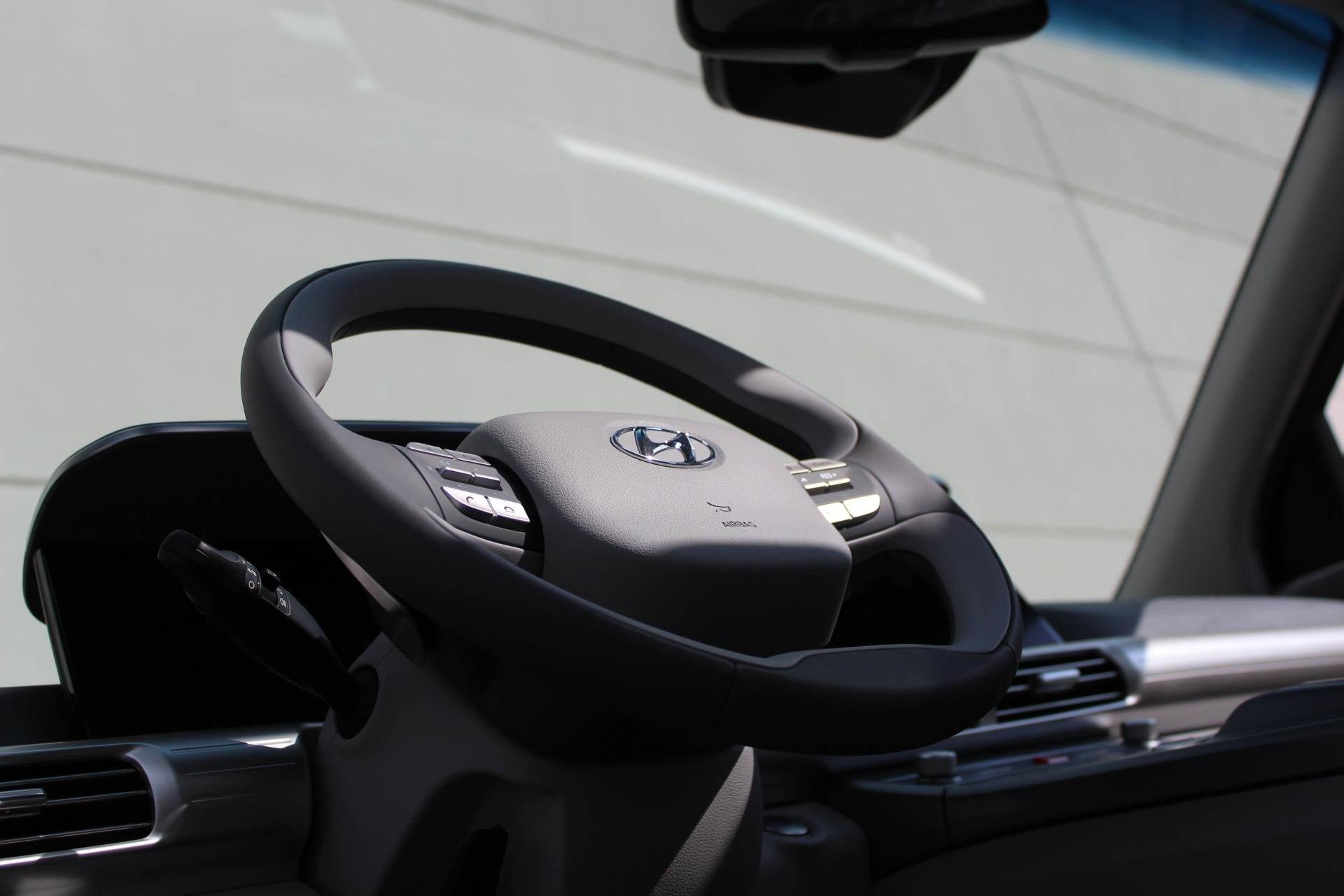 Hyundai NEXO FCEV Plus Pack | Automaat | Climate & Cruise Control | Navi | Schuif & Kanteldak | Stoelverw & Ventilatie | Waterstof | 12% Bijtelling | - 38/41
