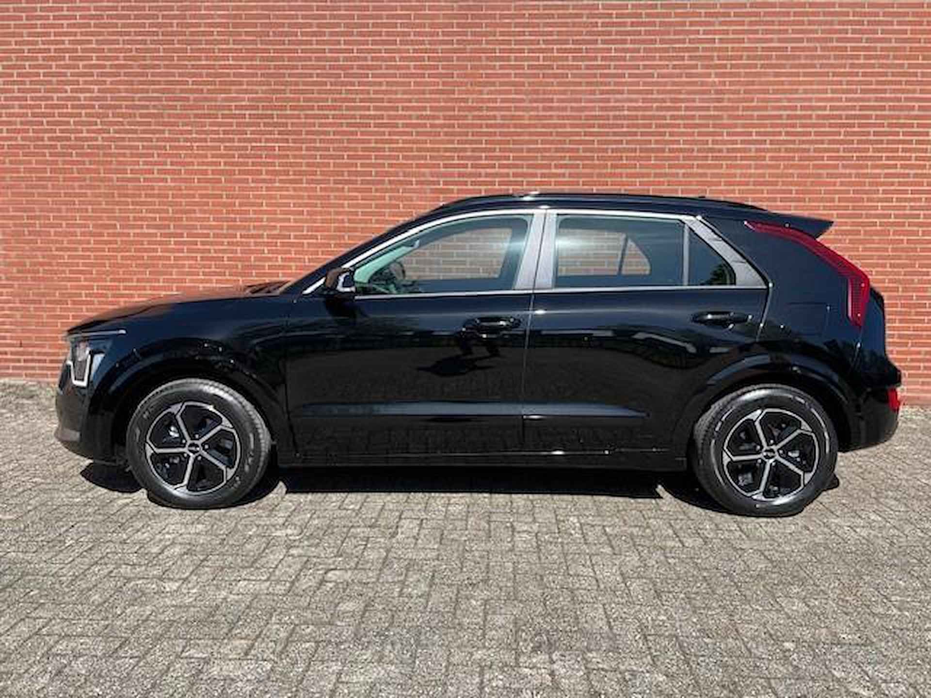 Kia Niro 1.6 GDi Hybrid DynamicLine | €2.000,- inruilvoordeel | Nieuw te bestellen | Navigatie | Achteruitrijcamera | Adaptive cruise control - 3/26