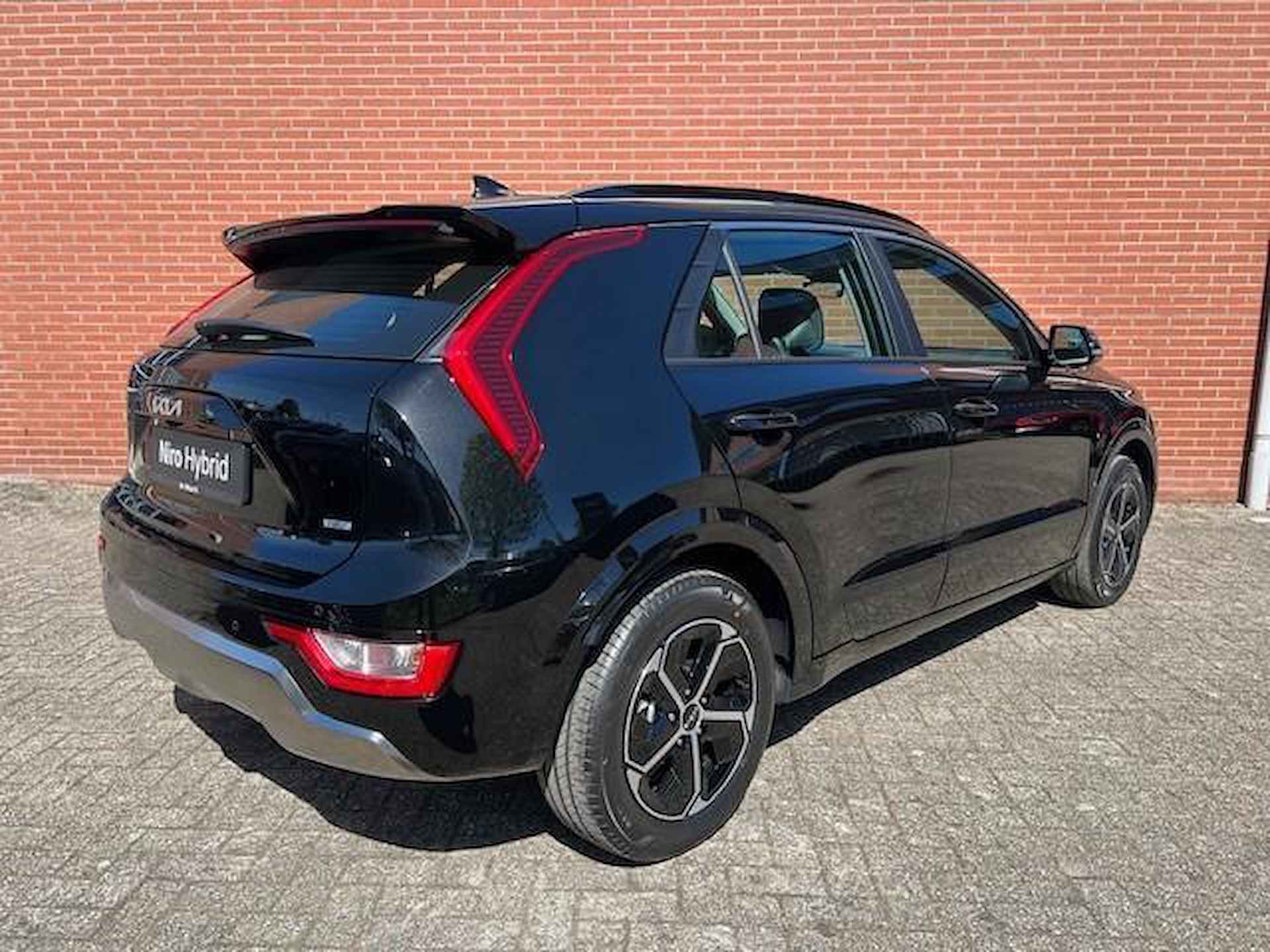 Kia Niro 1.6 GDi Hybrid DynamicLine | €2.000,- inruilvoordeel | Nieuw te bestellen | Navigatie | Achteruitrijcamera | Adaptive cruise control - 20/26