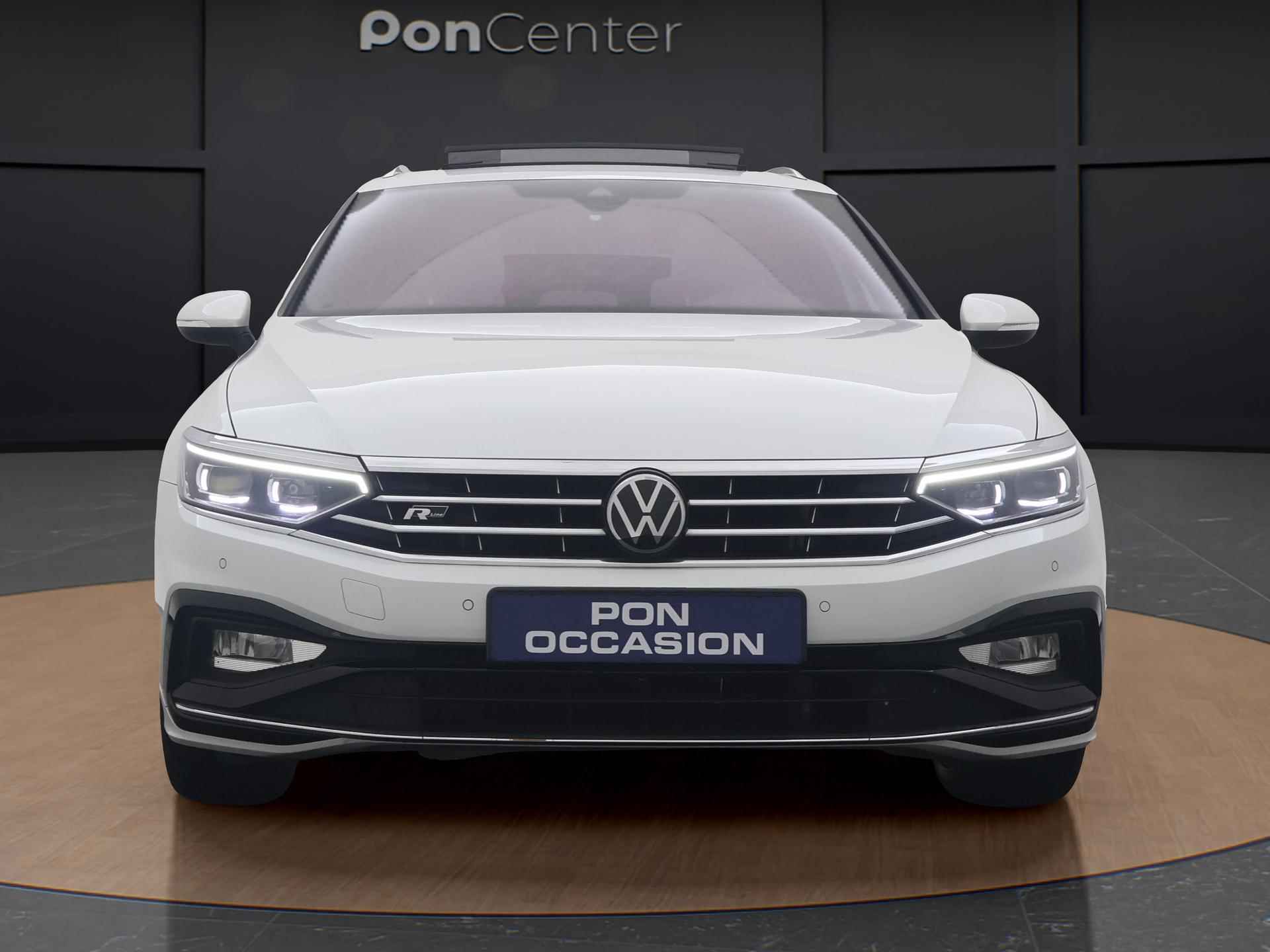 Volkswagen Passat Variant 1.5 TSI R-Line Business + | Trekhaak | Pano dak | Camera | ACC | IQ-Light | Stoelverwarming | - 5/24