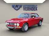 Alfa Romeo 2000 2.0 GTV Bertone - Veel reserve onderdelen