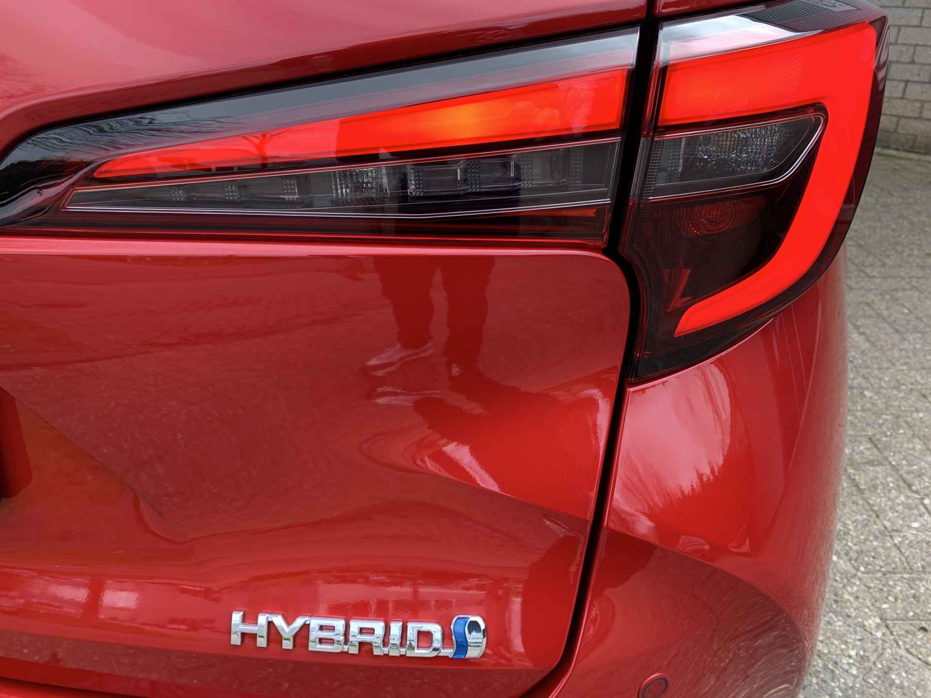 Toyota Corolla Touring Sports 1.8 Hybrid First Edition Voorraad voordeel actie - 7/33